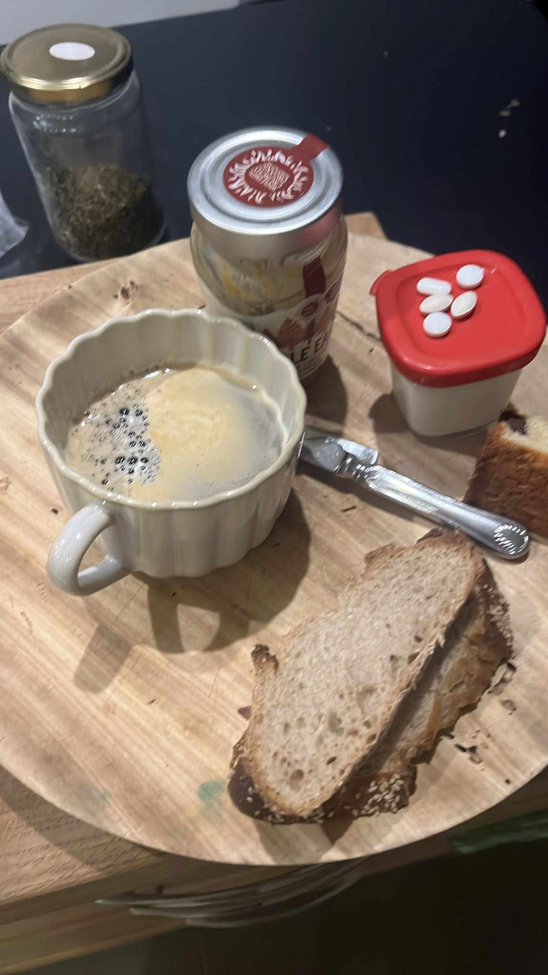 Petit déjeuner café pain