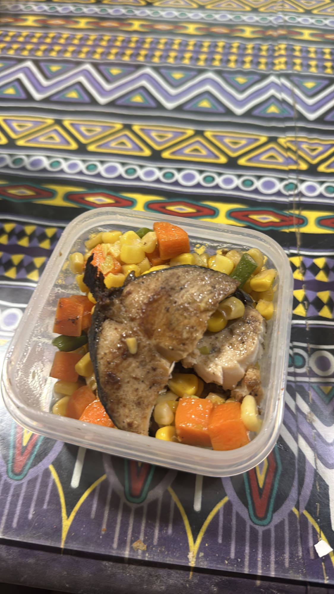 Tanigue with mixed veggies