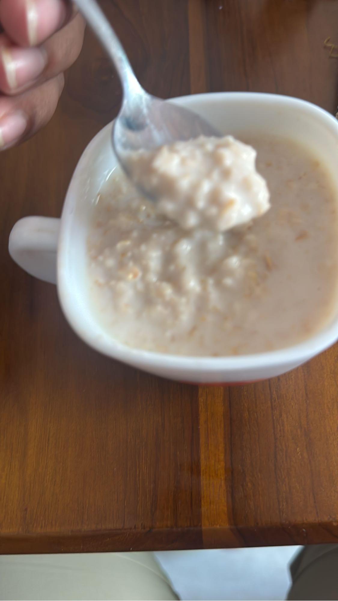 Oatmeal with milk