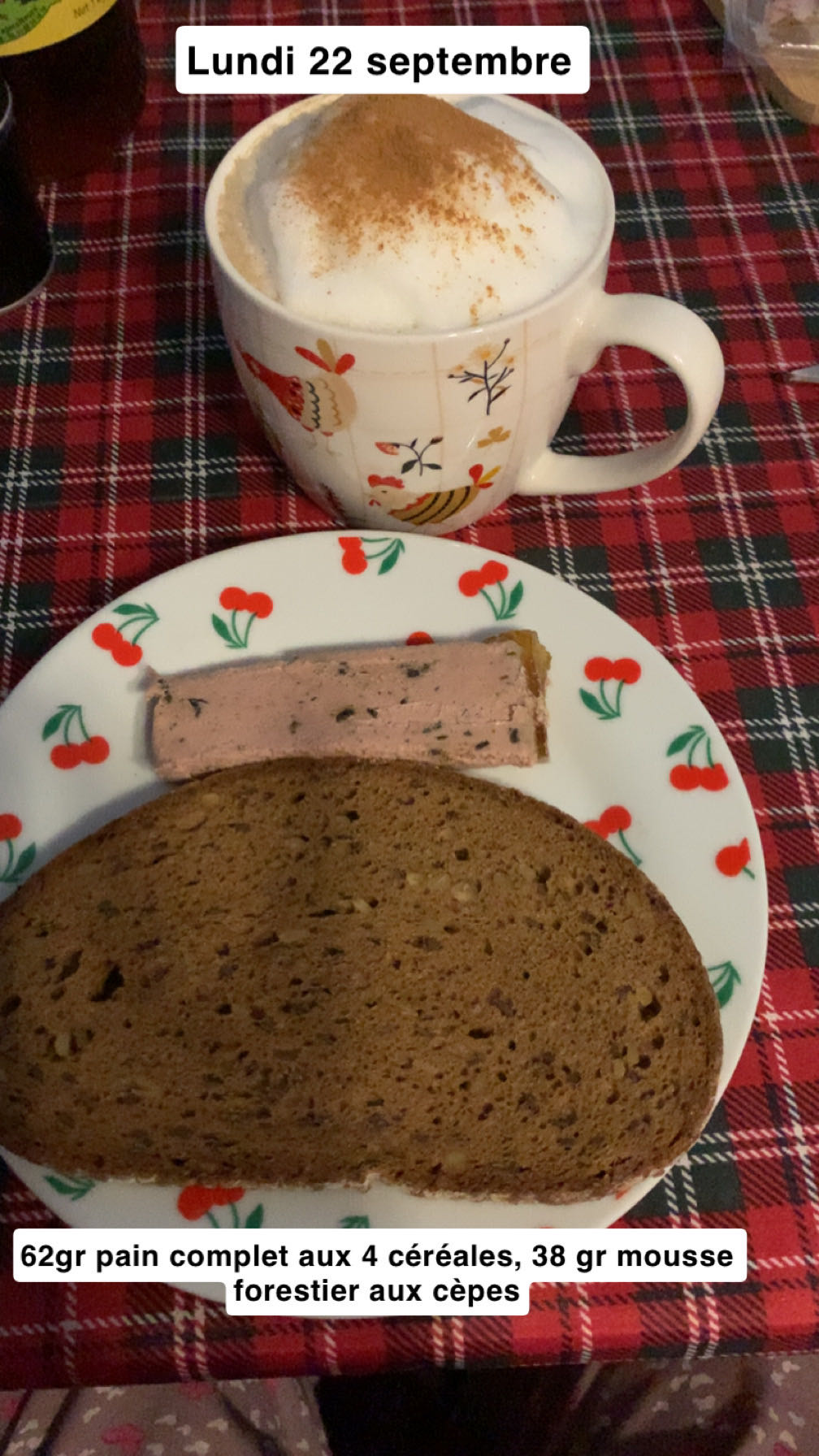 Petit-déjeuner pain mousse