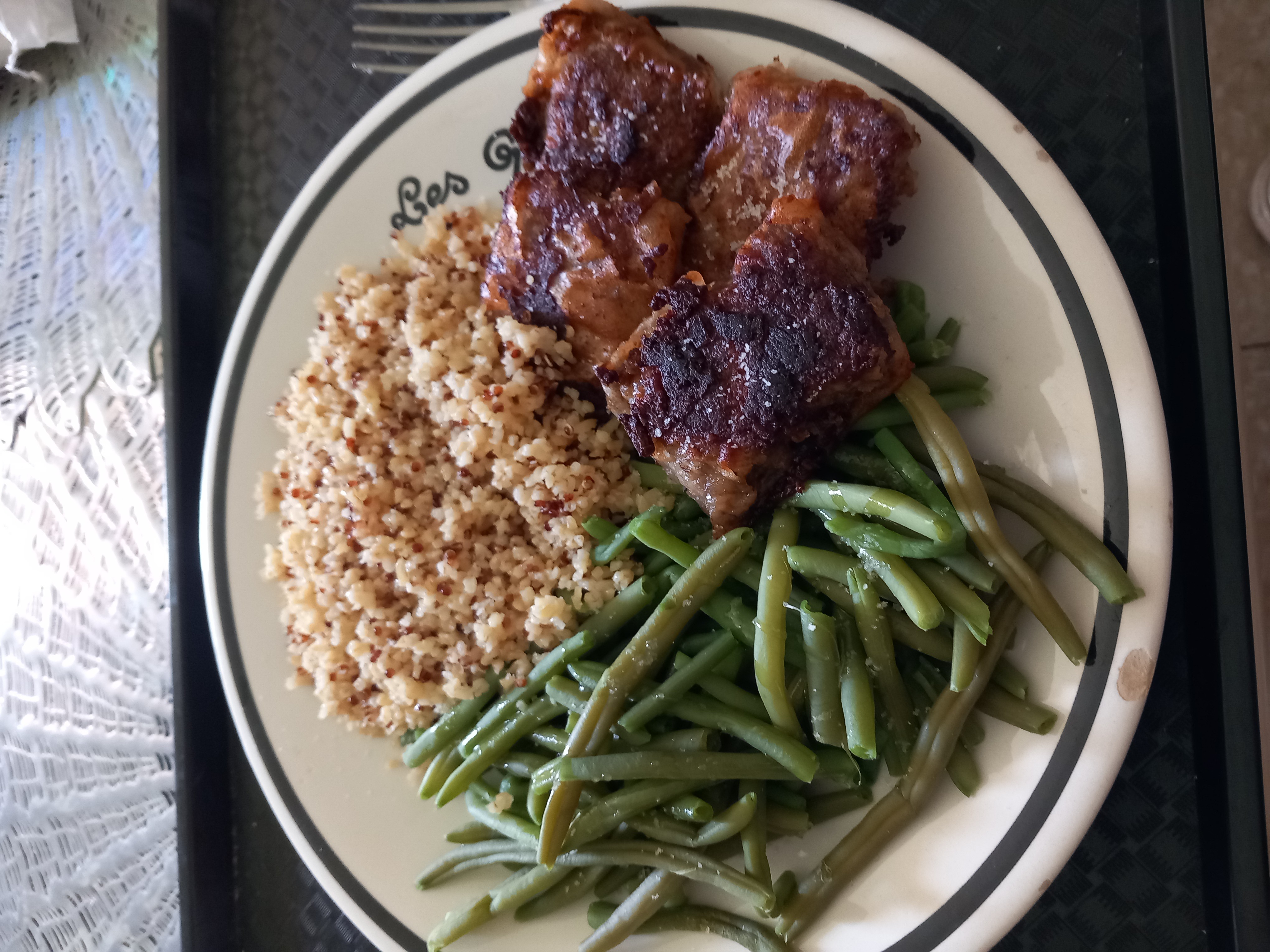 Poulet, haricots verts, quinoa