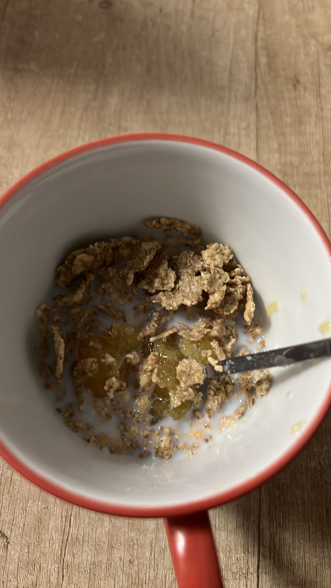 Cereale cu lapte și dulceață