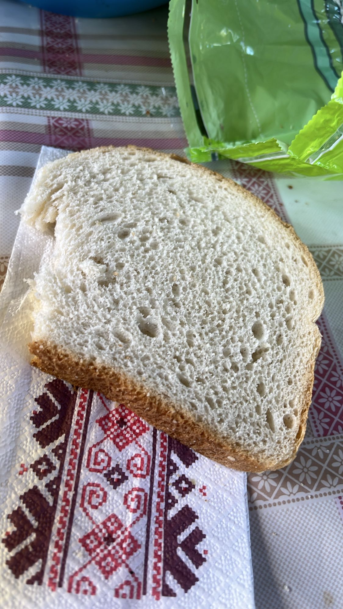 Бял хляб резен