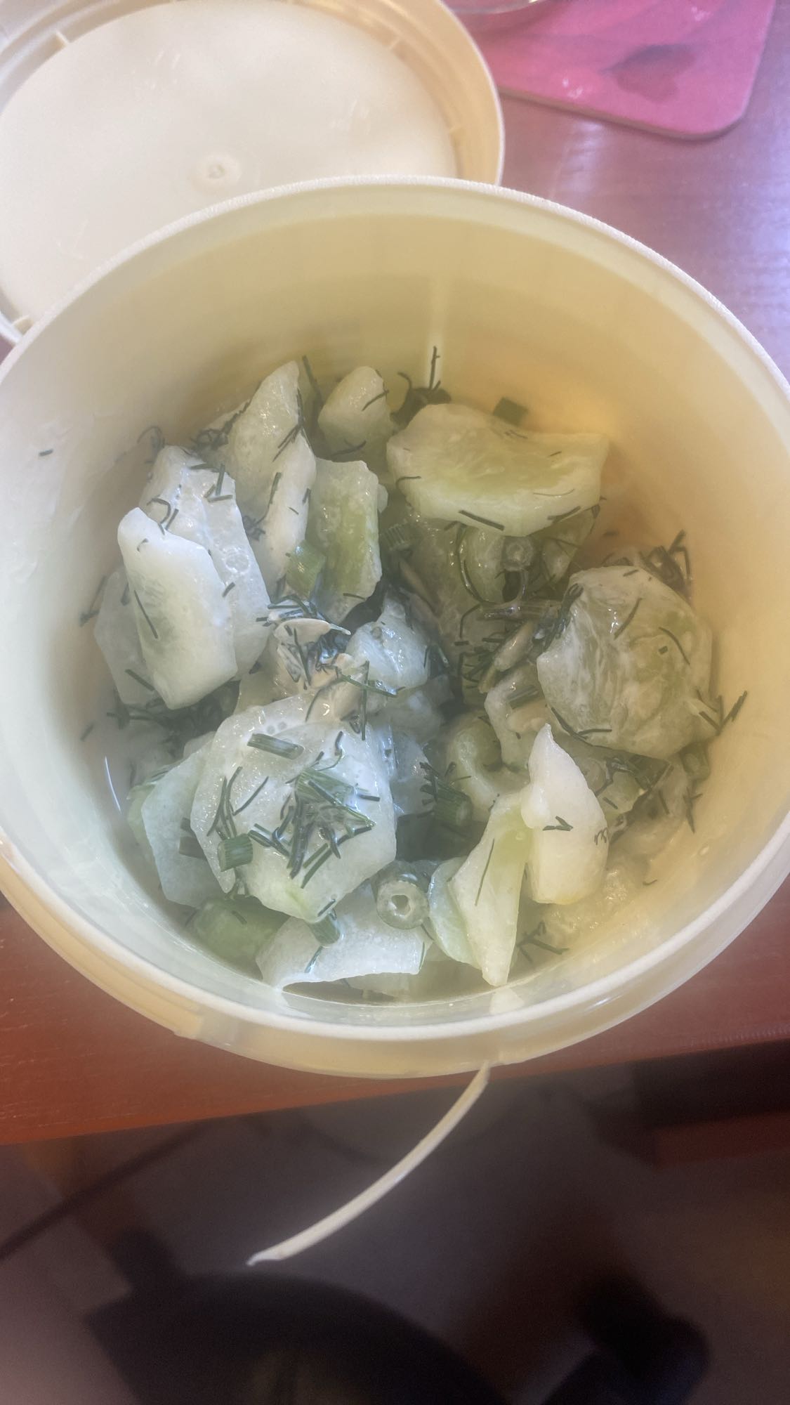 Sałatka z ogórków