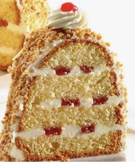 Klassischer Sahne-Nuss-Kuchen