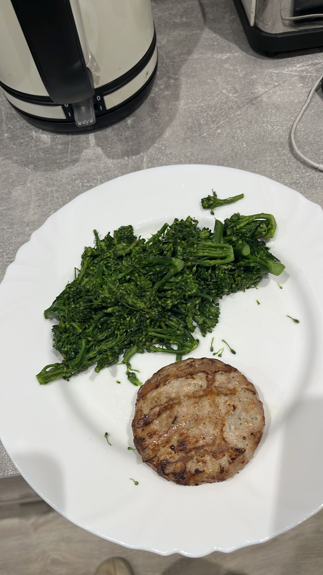 Turkey patty with broccolini