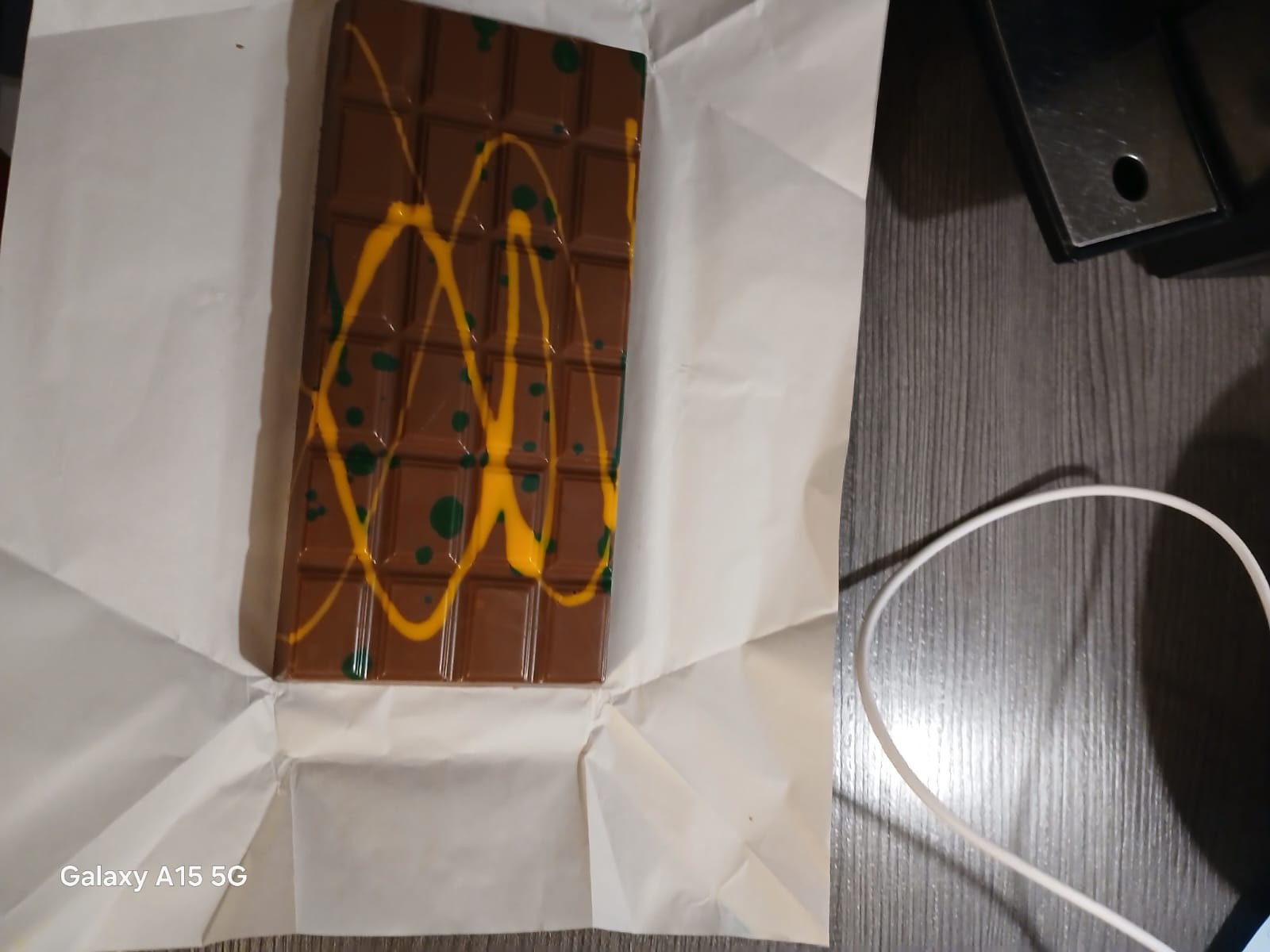 Melkchocoladereep met decoratie