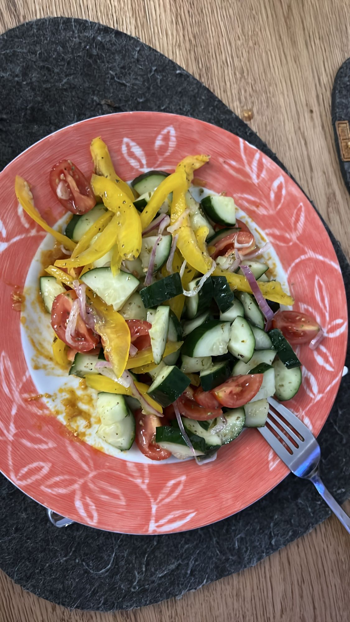 Grönsallad med paprika