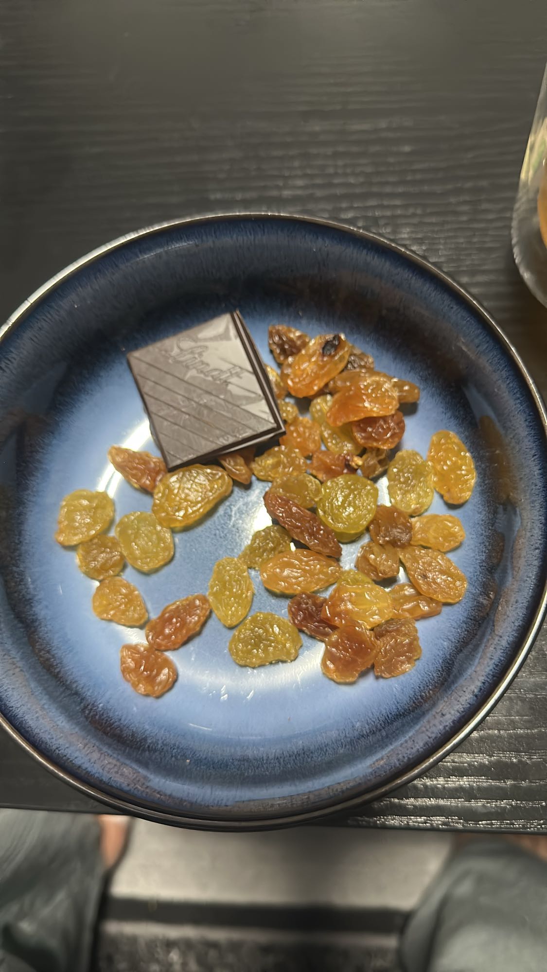 Raisins et chocolat noir