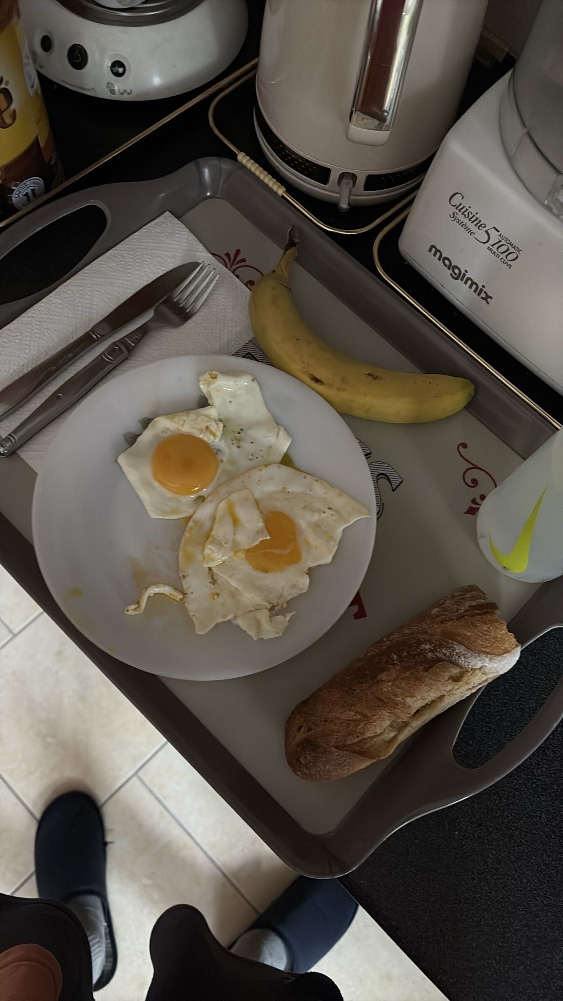 Petit-déjeuner œufs banane