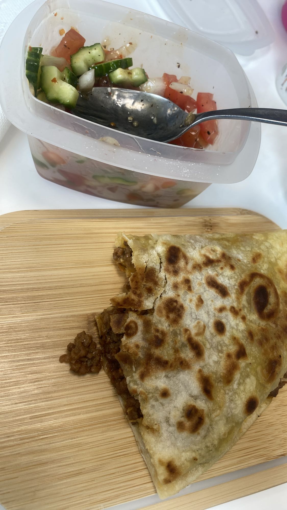 Stuffed flatbread & salad