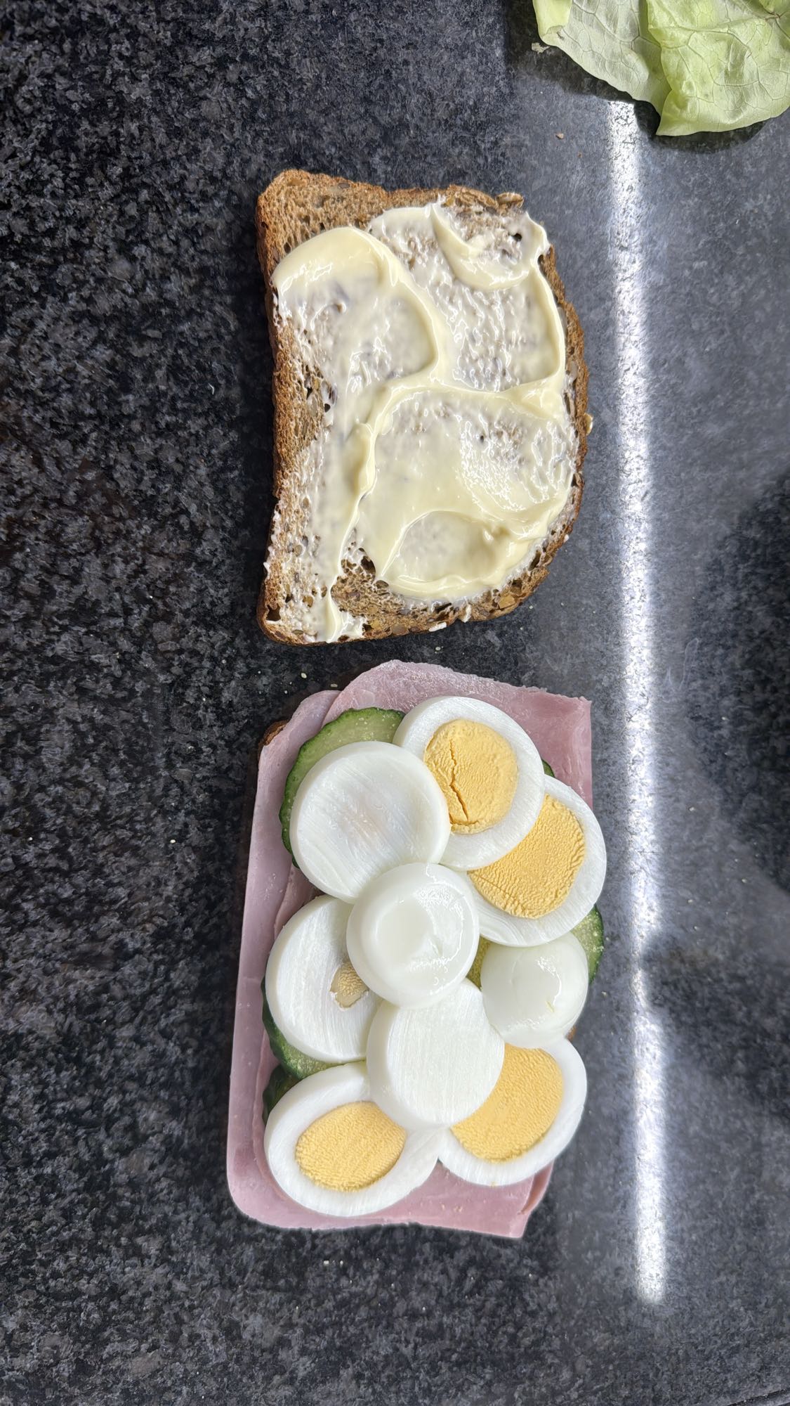 Broodje ham ei komkommer