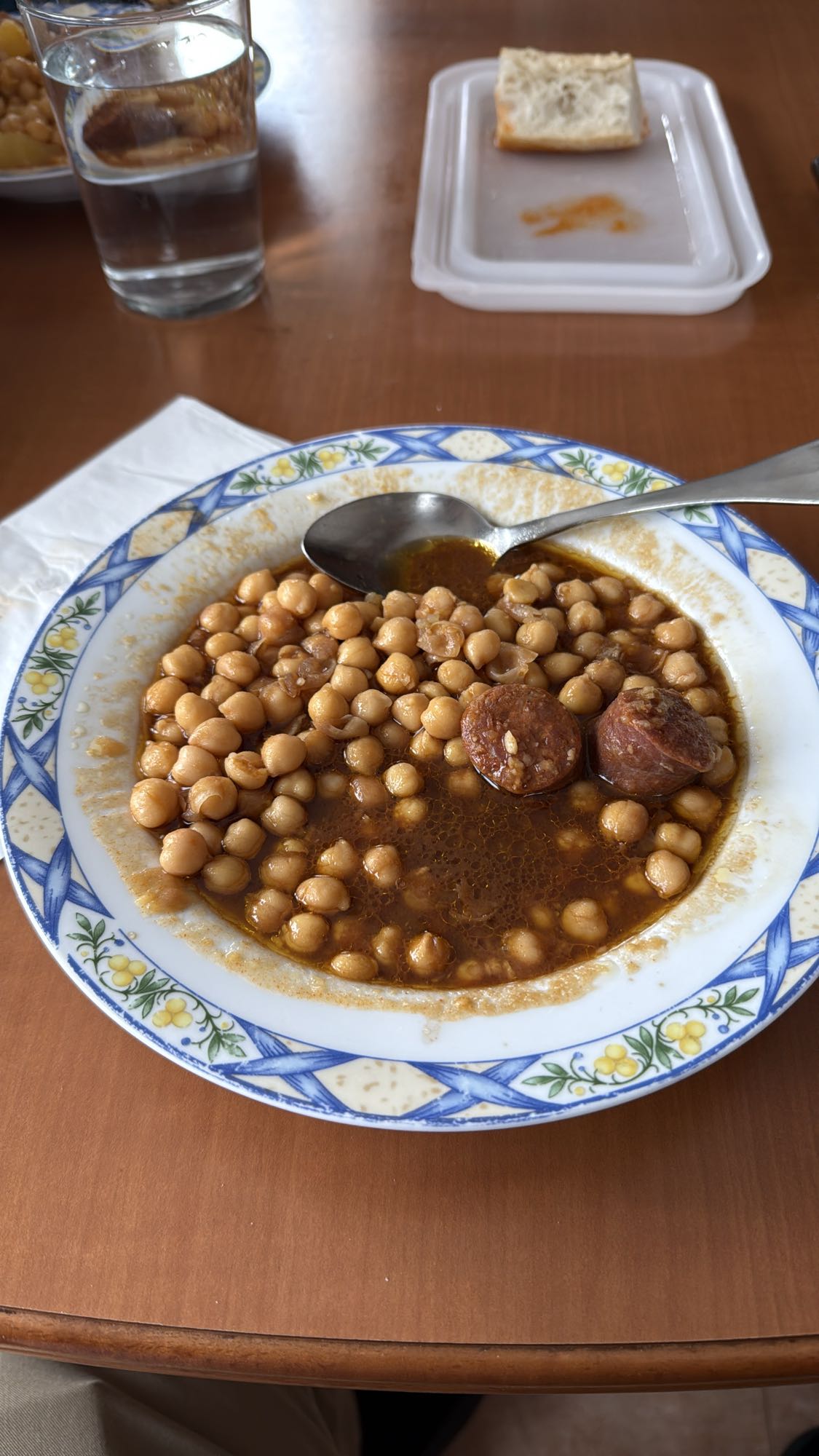 Garbanzos con chorizo
