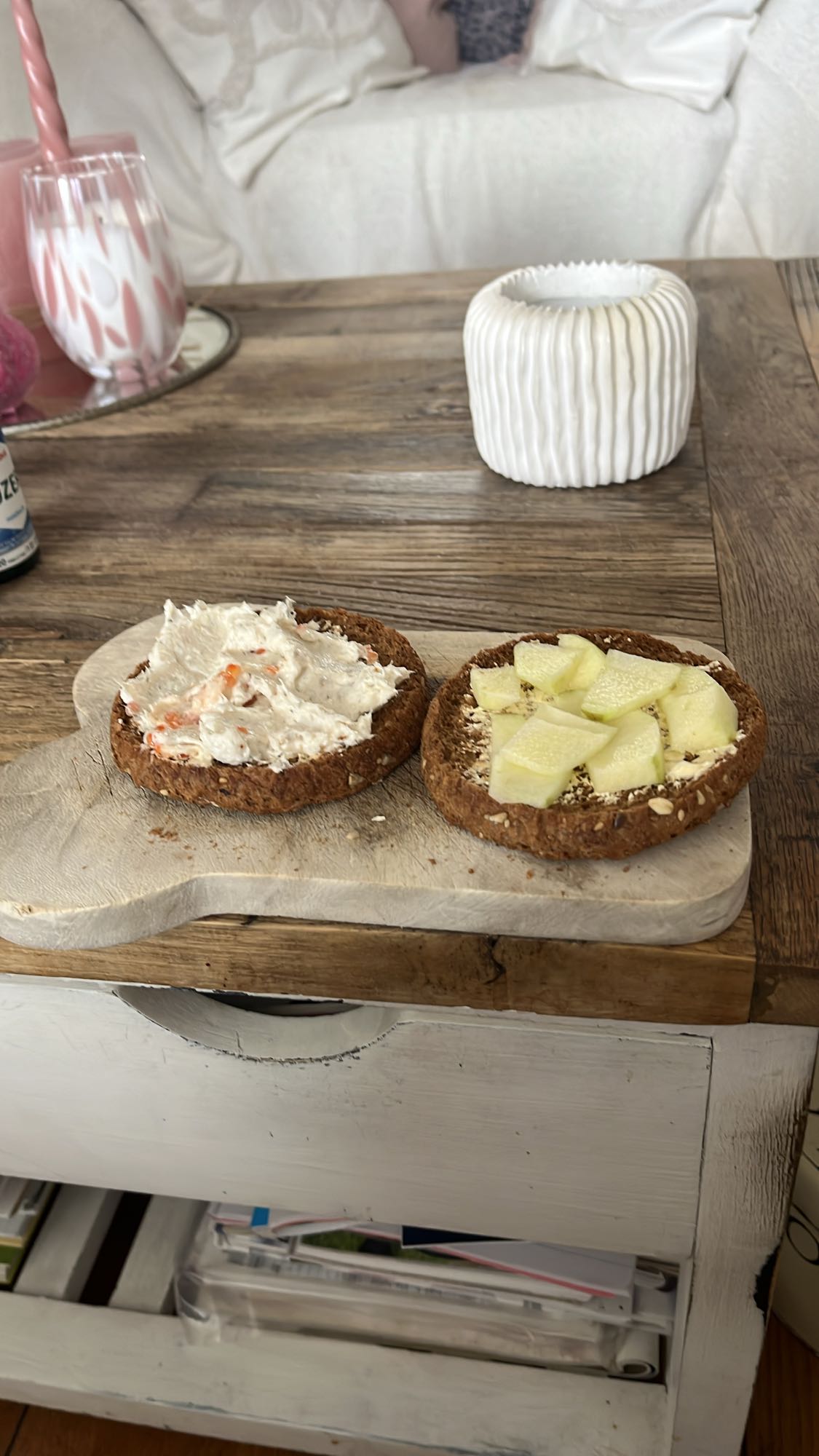 Volkoren broodjes met beleg