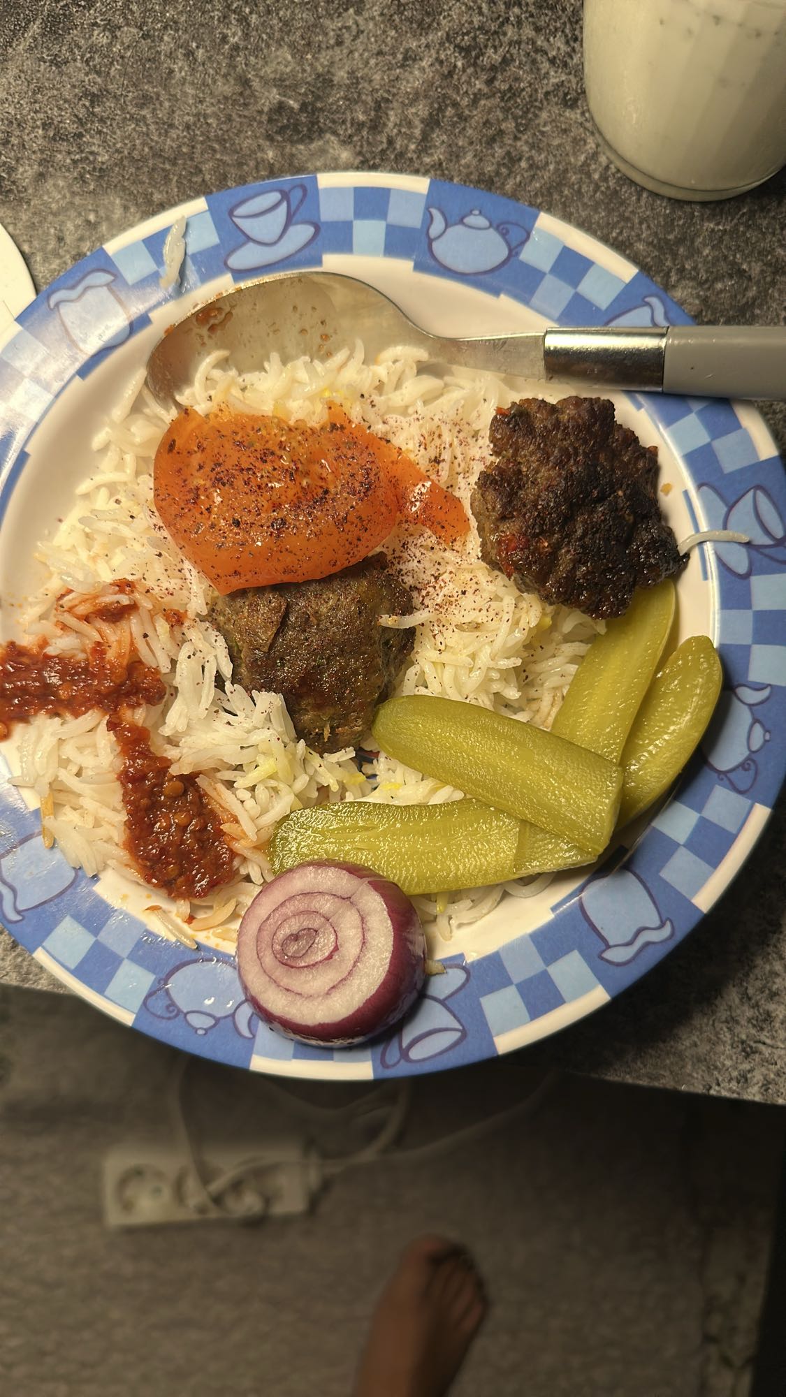 Ris med kött och grönsaker