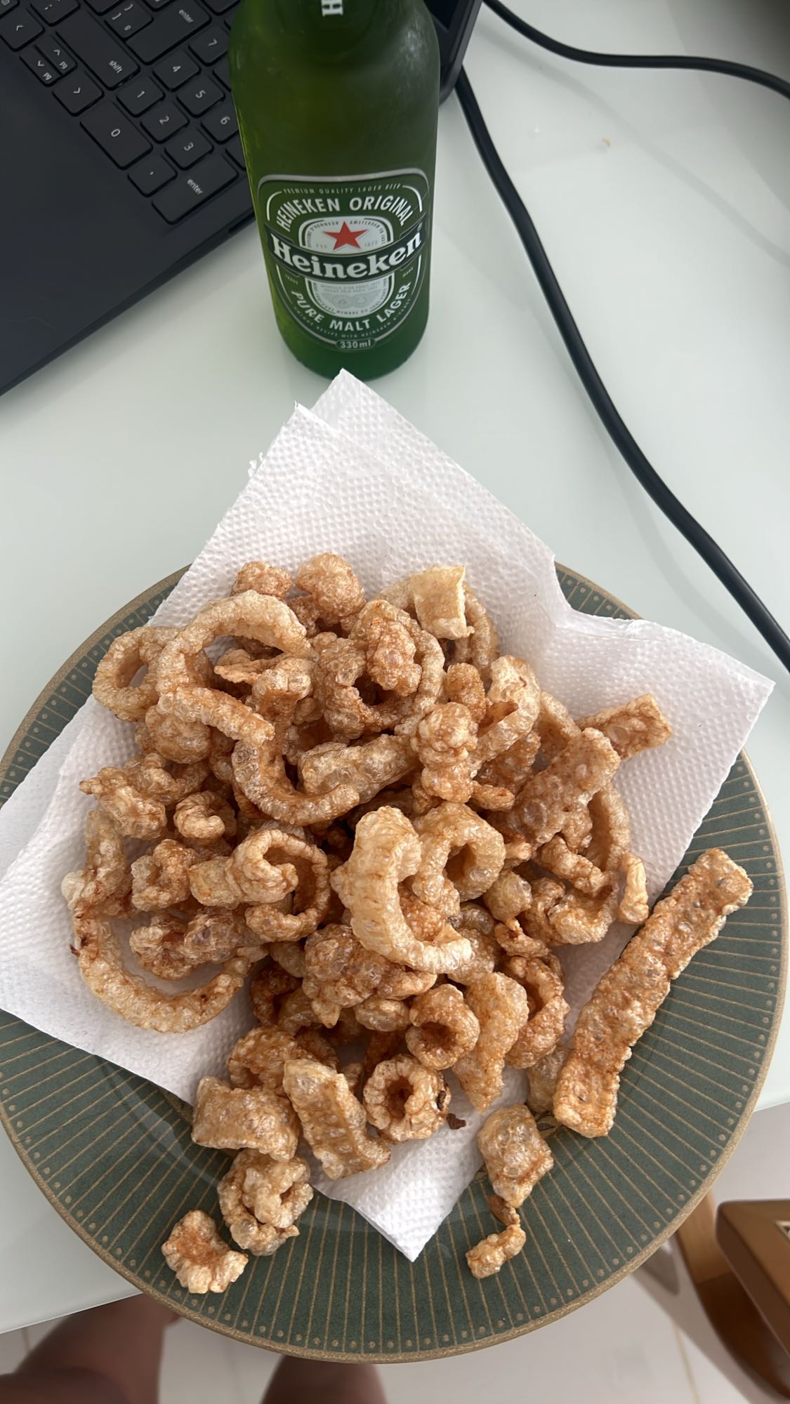 Torresmo com cerveja