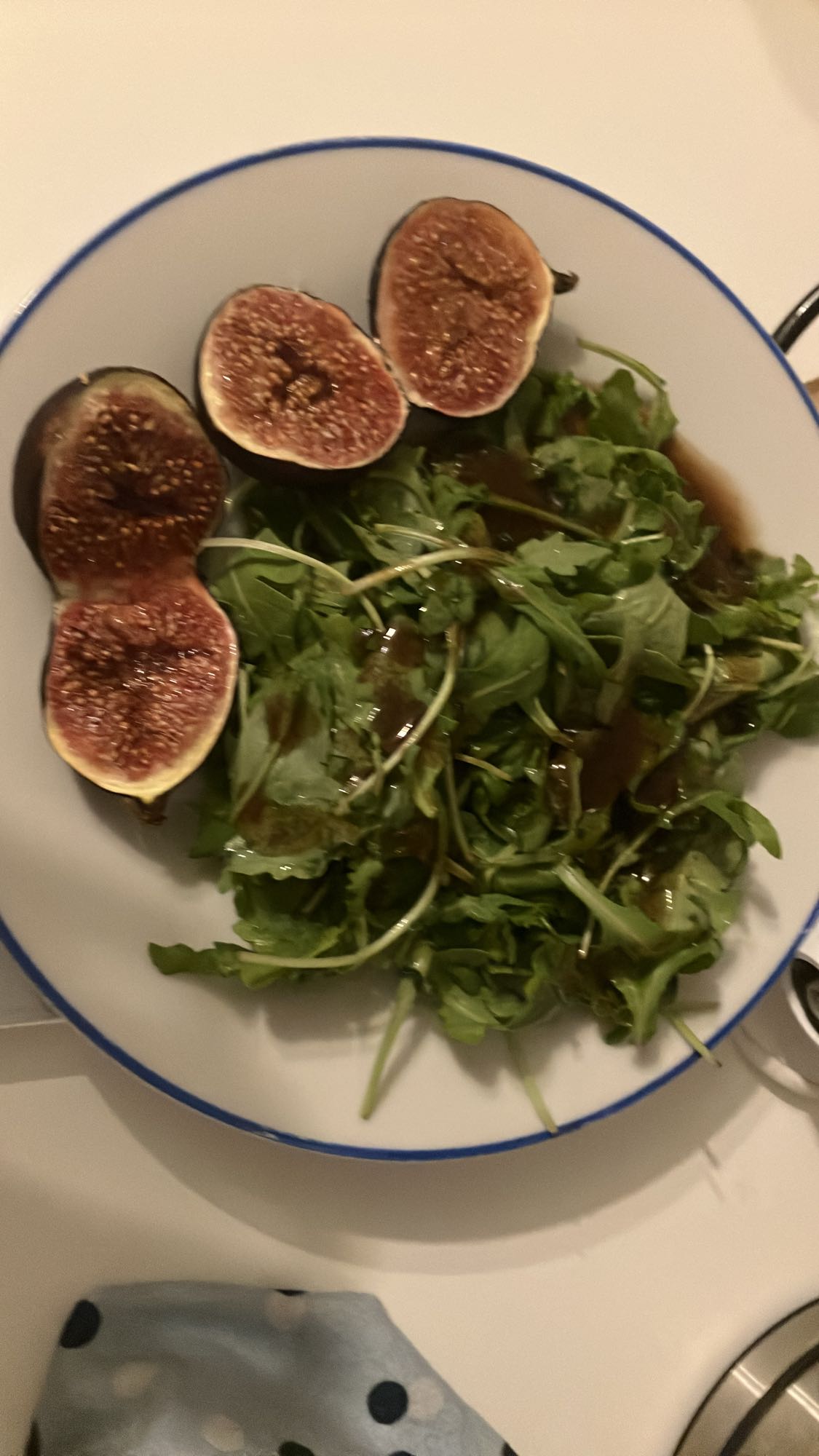 Salada de rúcula e figo