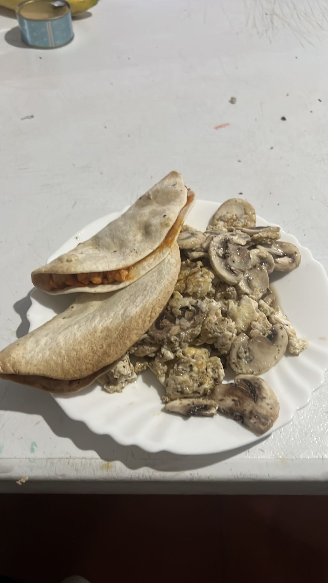 Tacos y huevos con champiñones