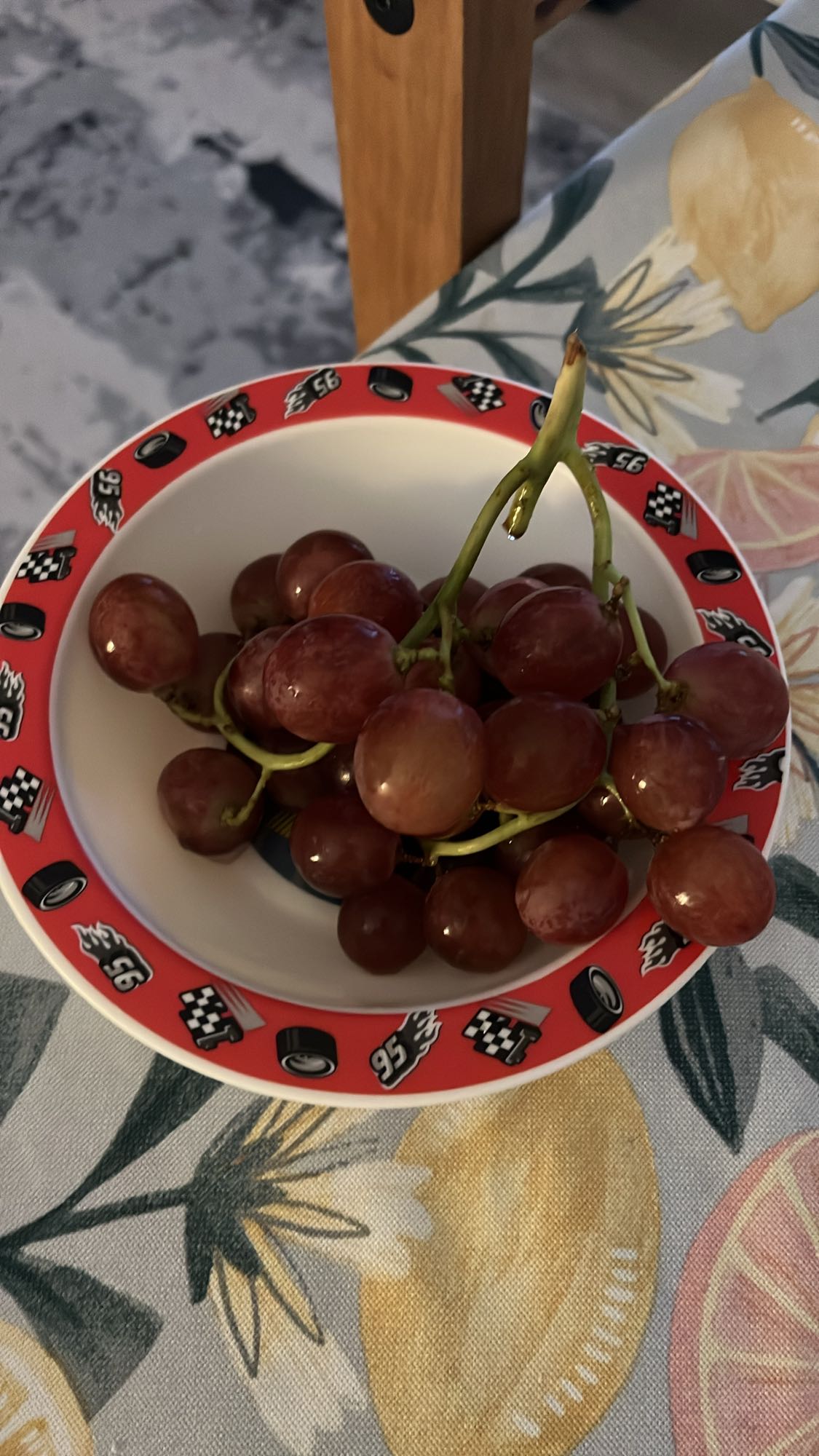 Red Grapes Bowl