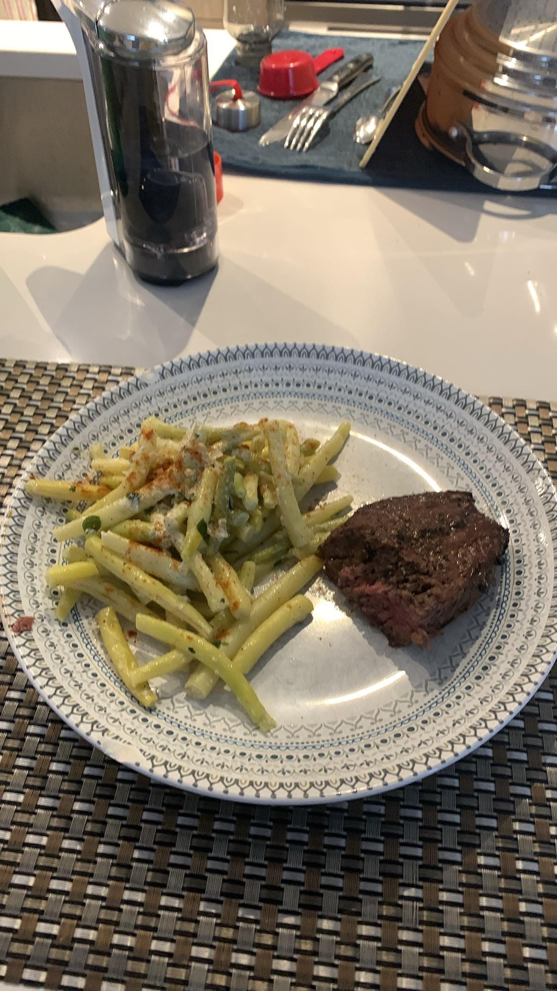Haricots jaunes et steak