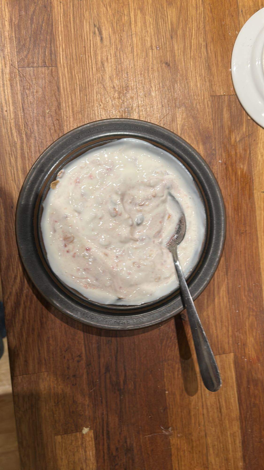 Yoghurt med müsli