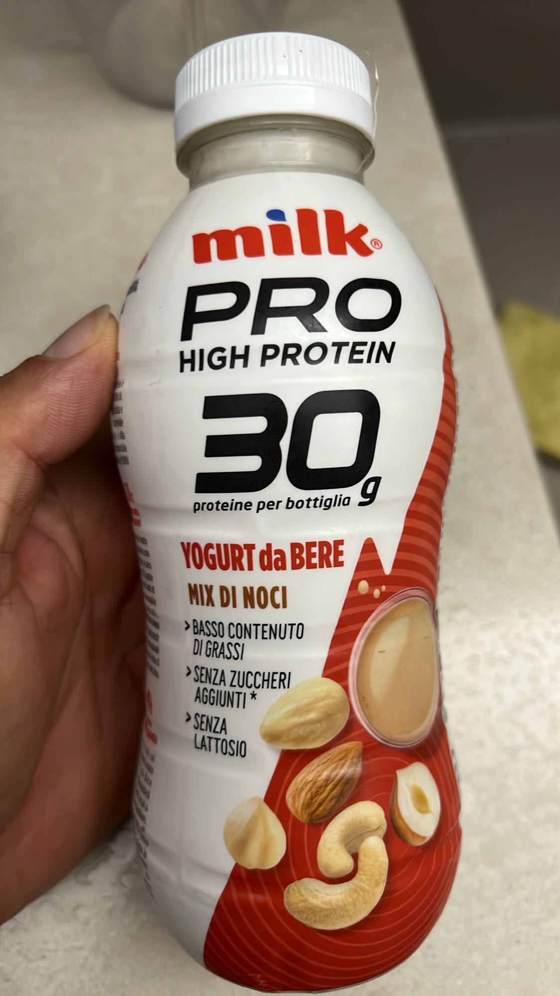 Yogurt proteico noci