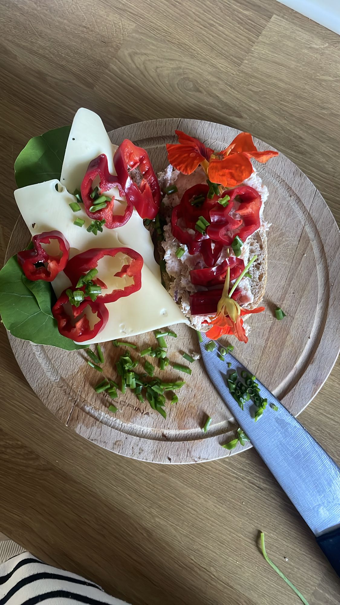 Kanapka z serem i tuńczykiem