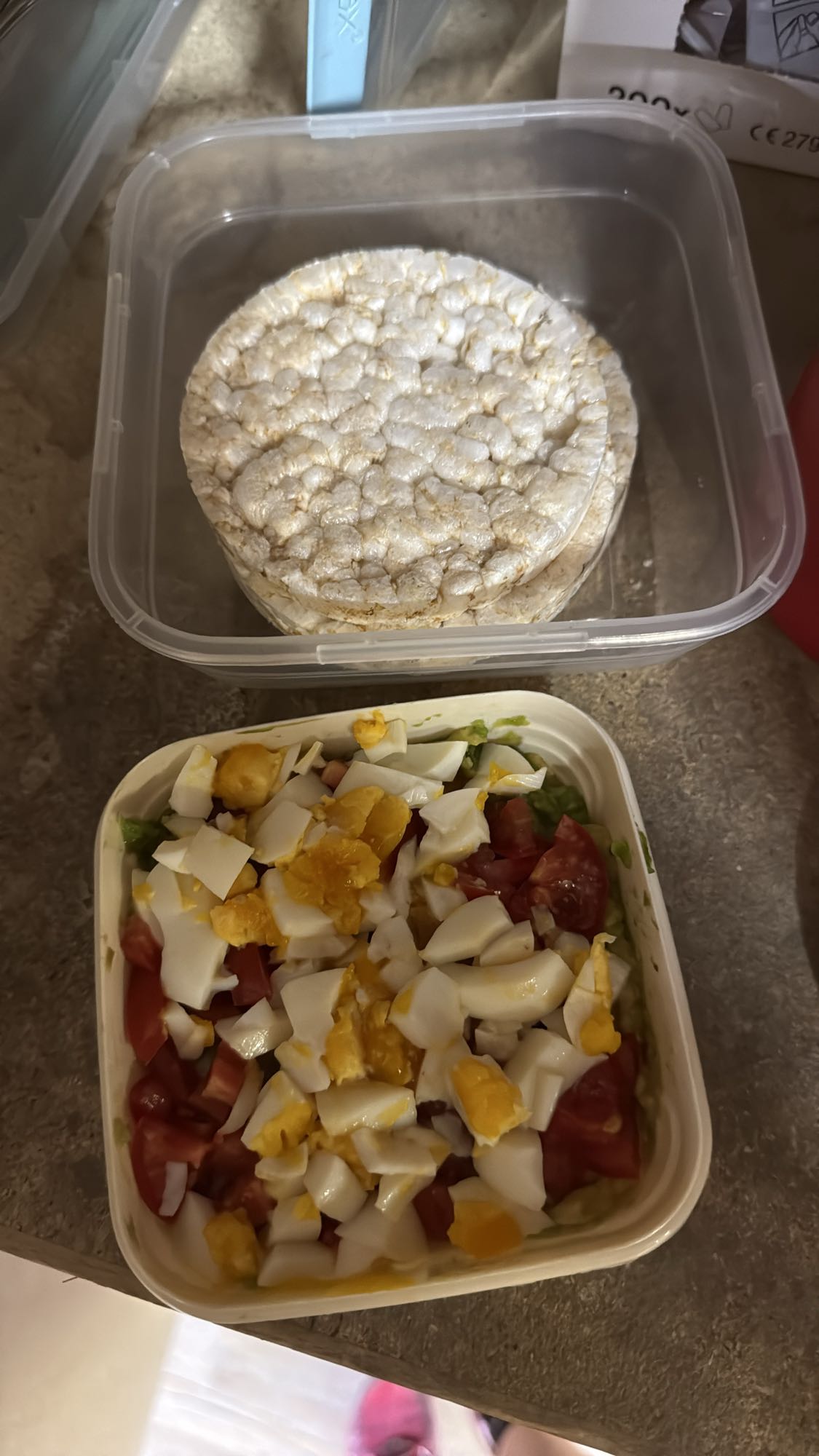 Oua cu legume si rondele