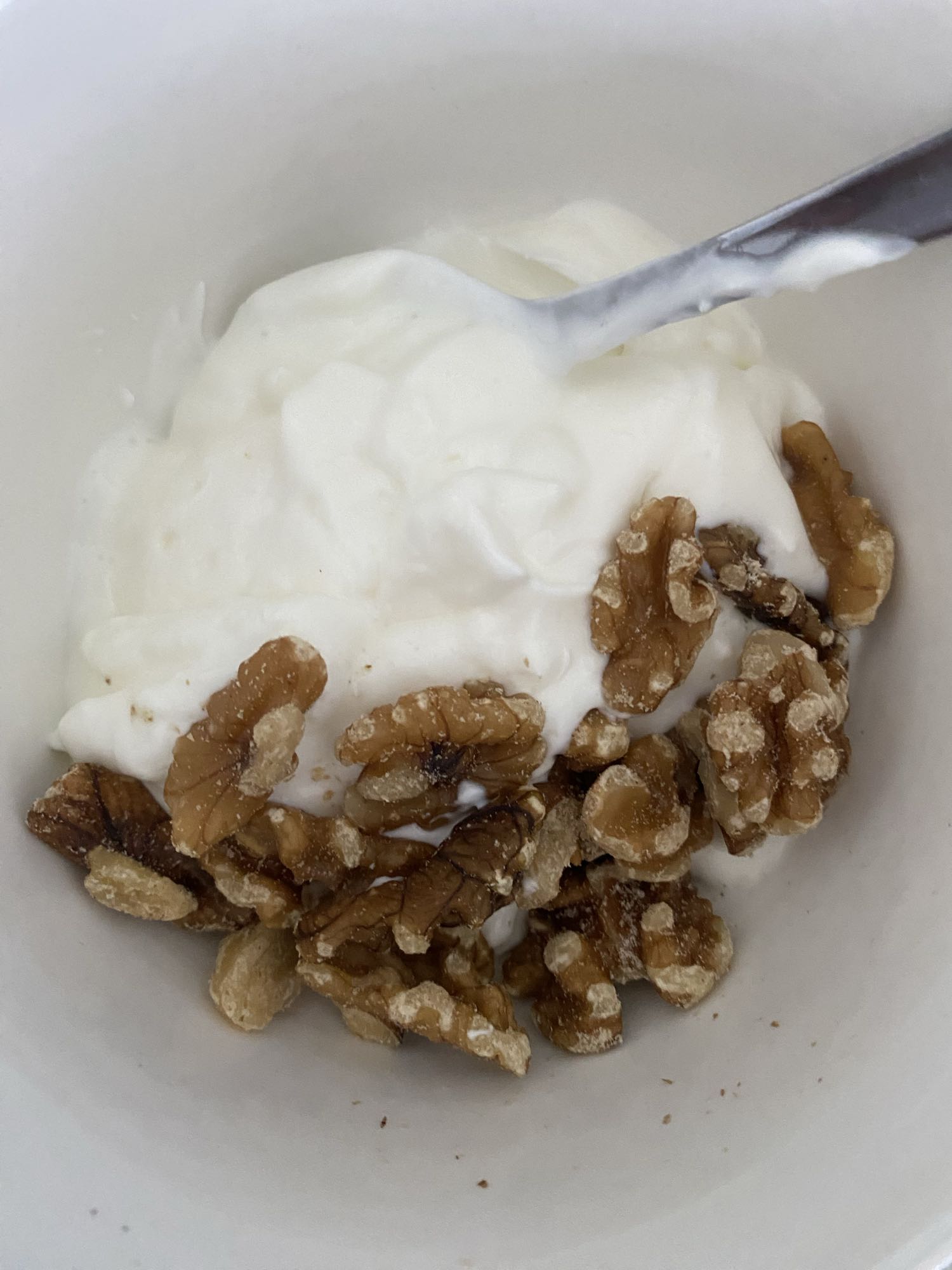 Yogur con nueces