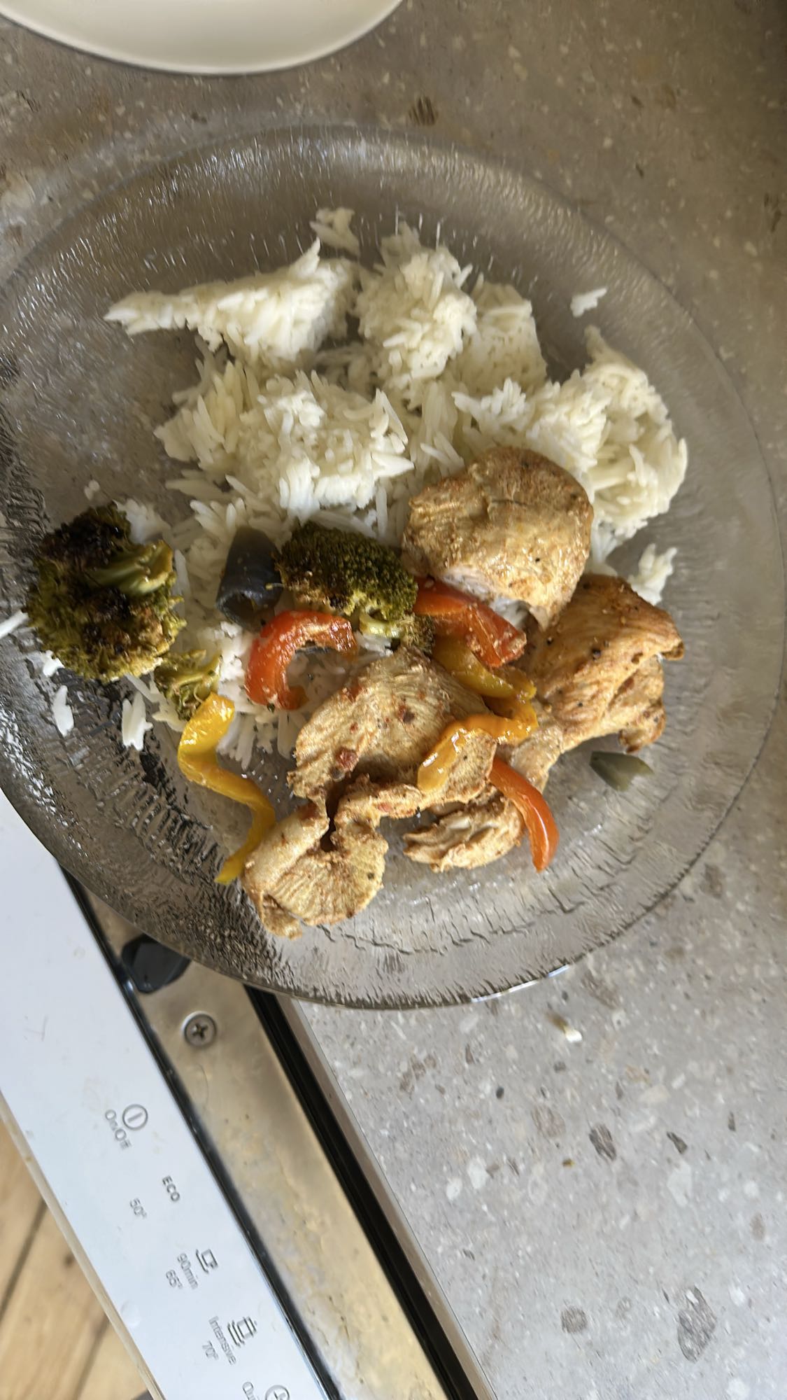 Kyckling med ris och grönsaker