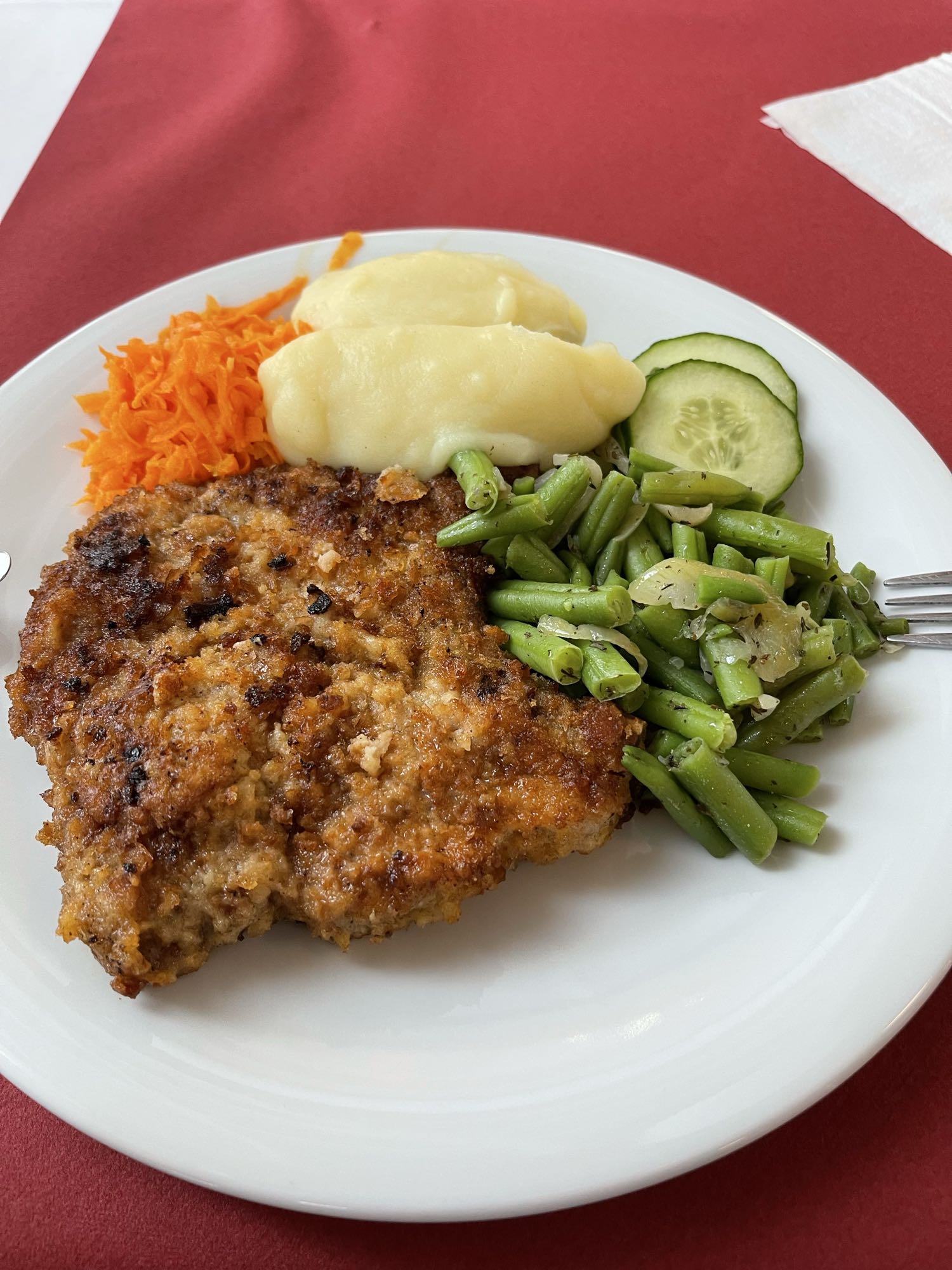 Schnitzel mit Gemüse