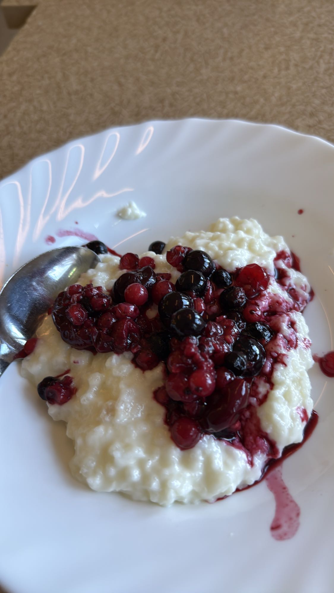 Risgrynsgröt med bär