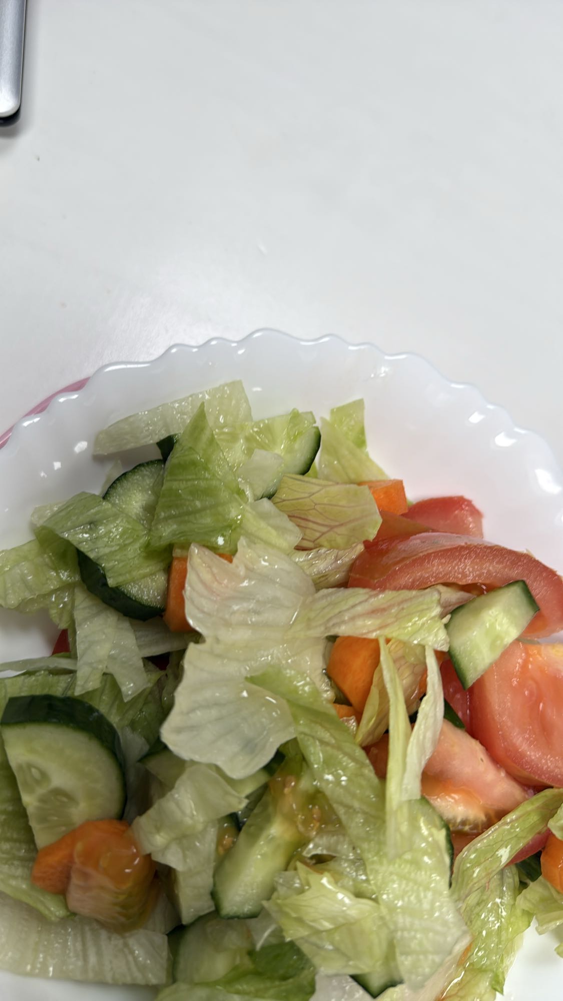 Frisk grønnsakssalat