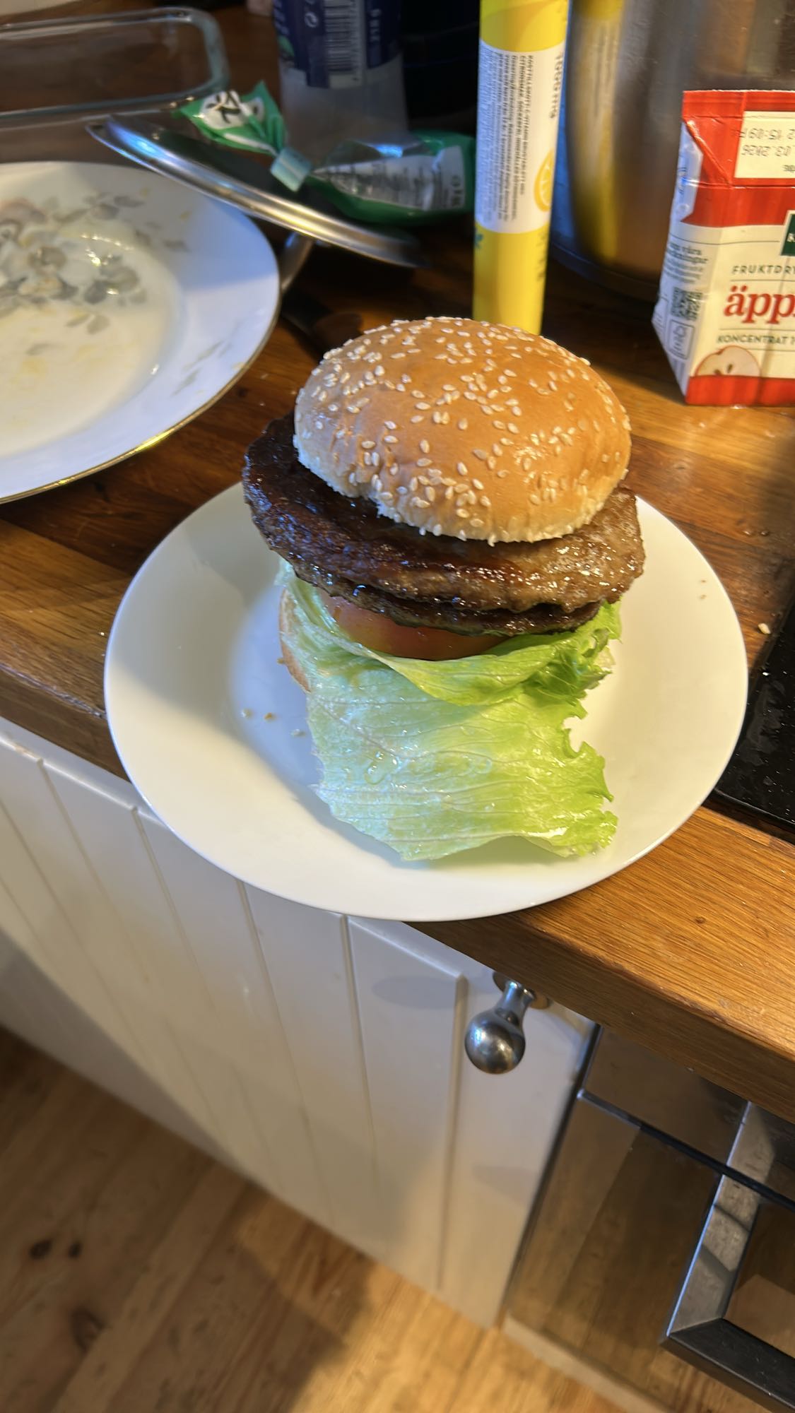 Dubbelburgare med grönsaker