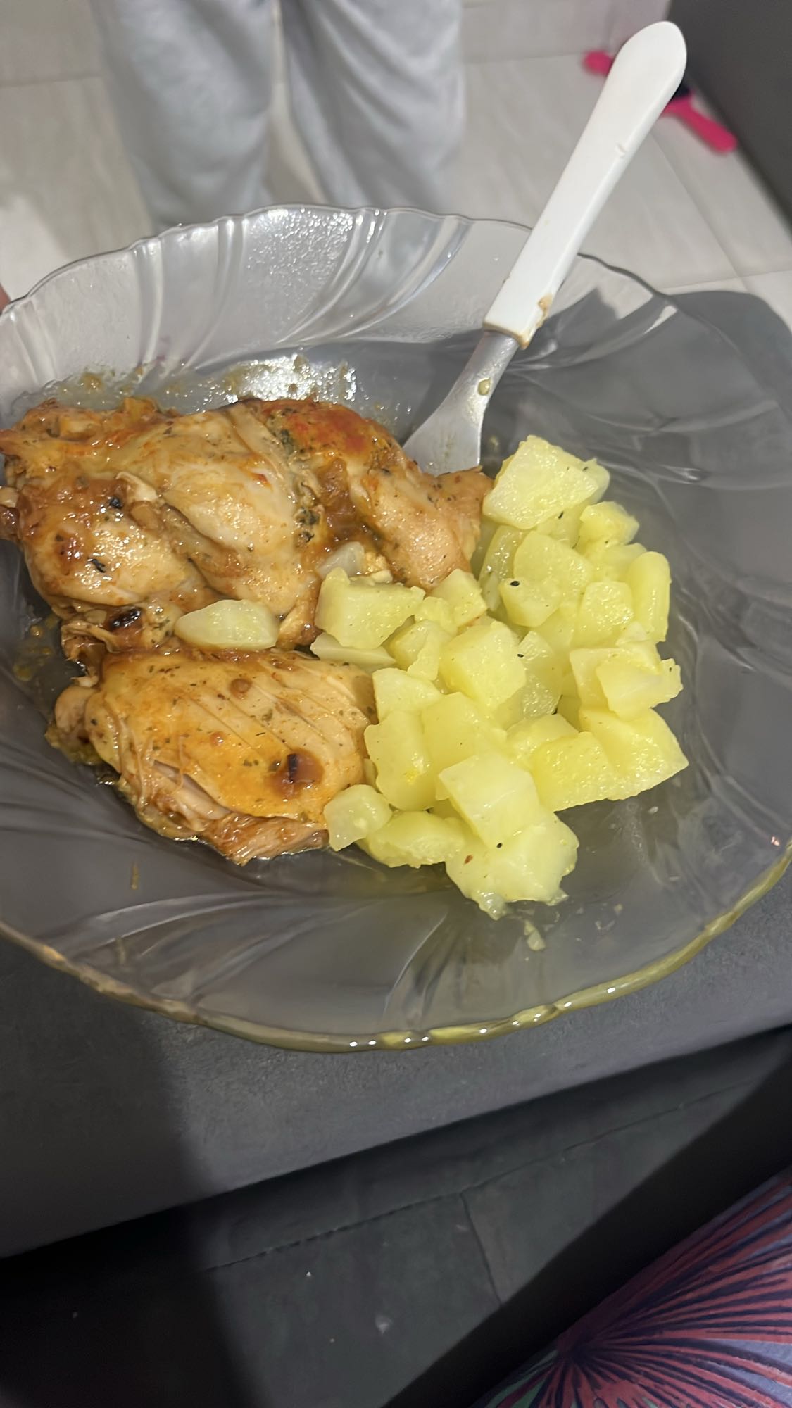 Frango com batatas