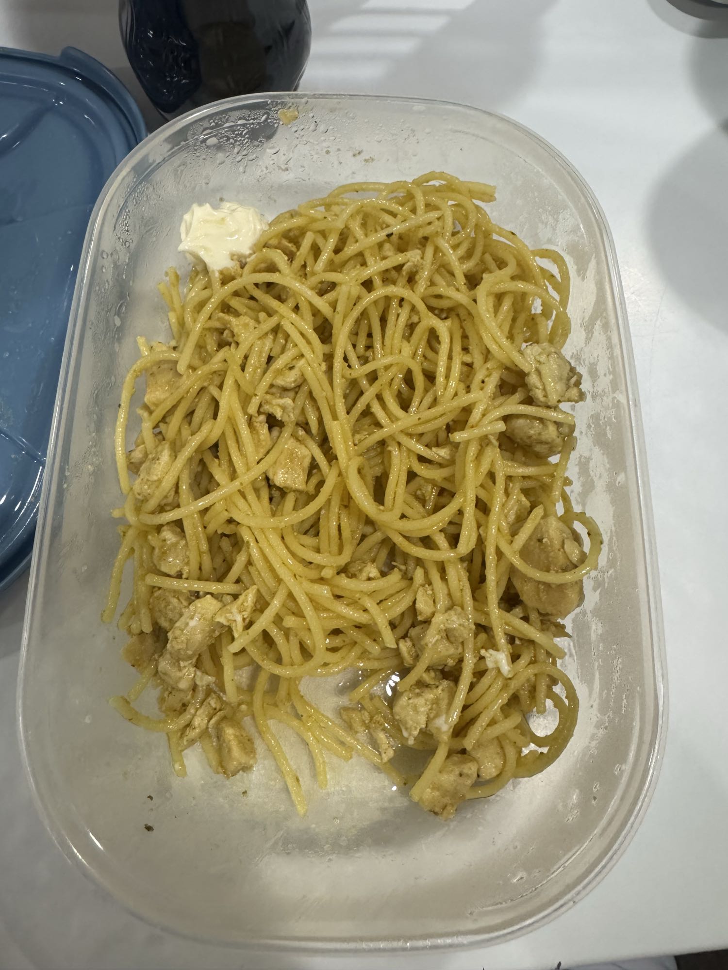 Spaghetti mit Hähnchen
