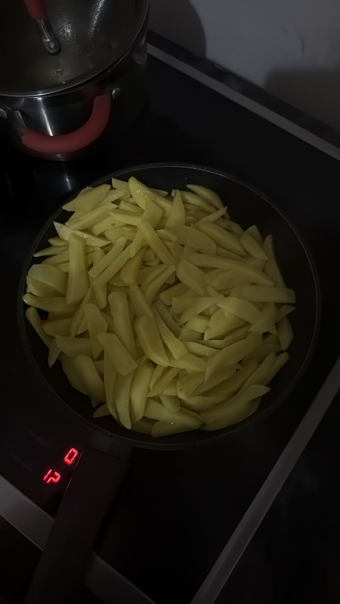 жареный картофель