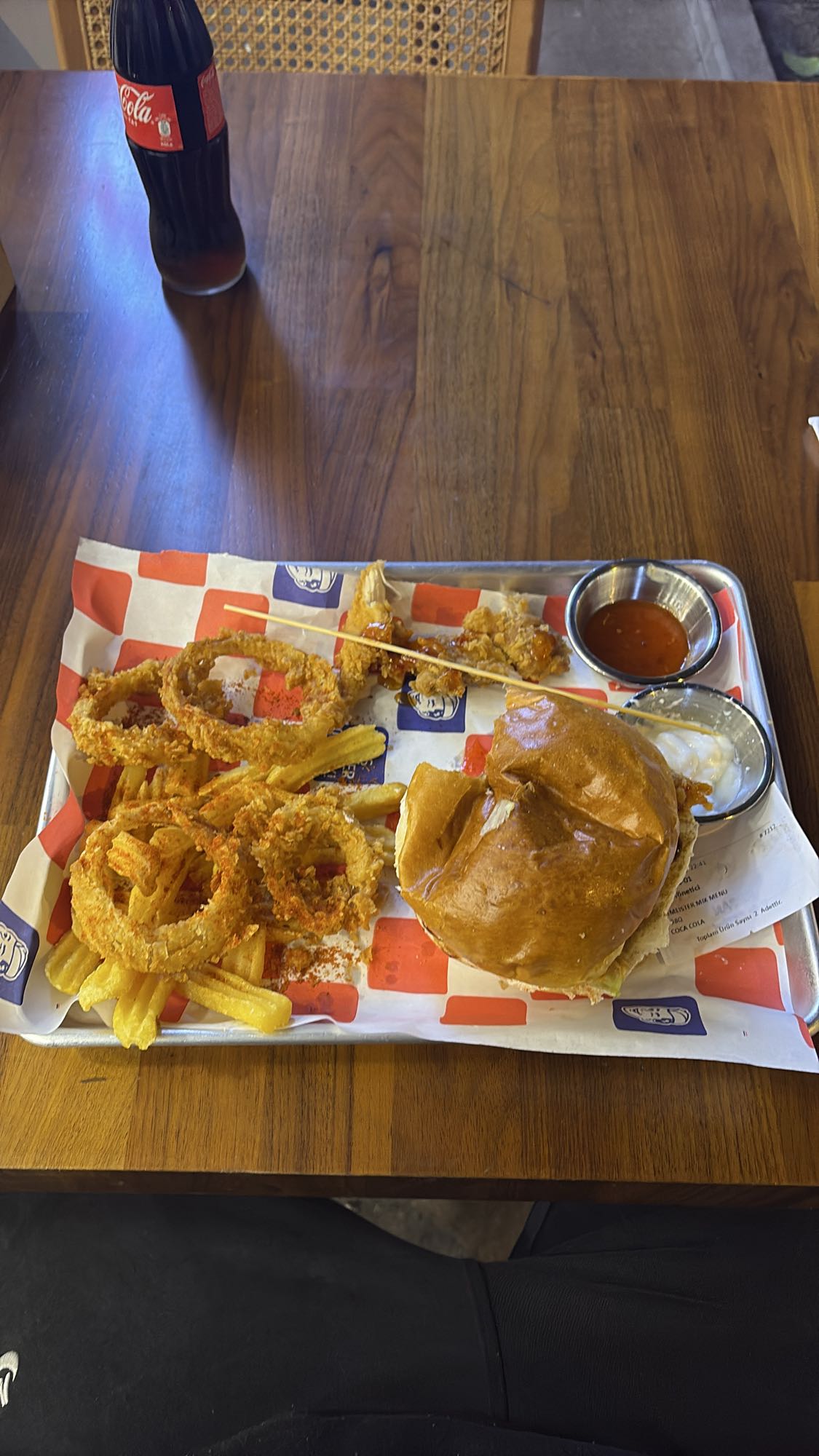 Burger ve Kızartma Tabağı