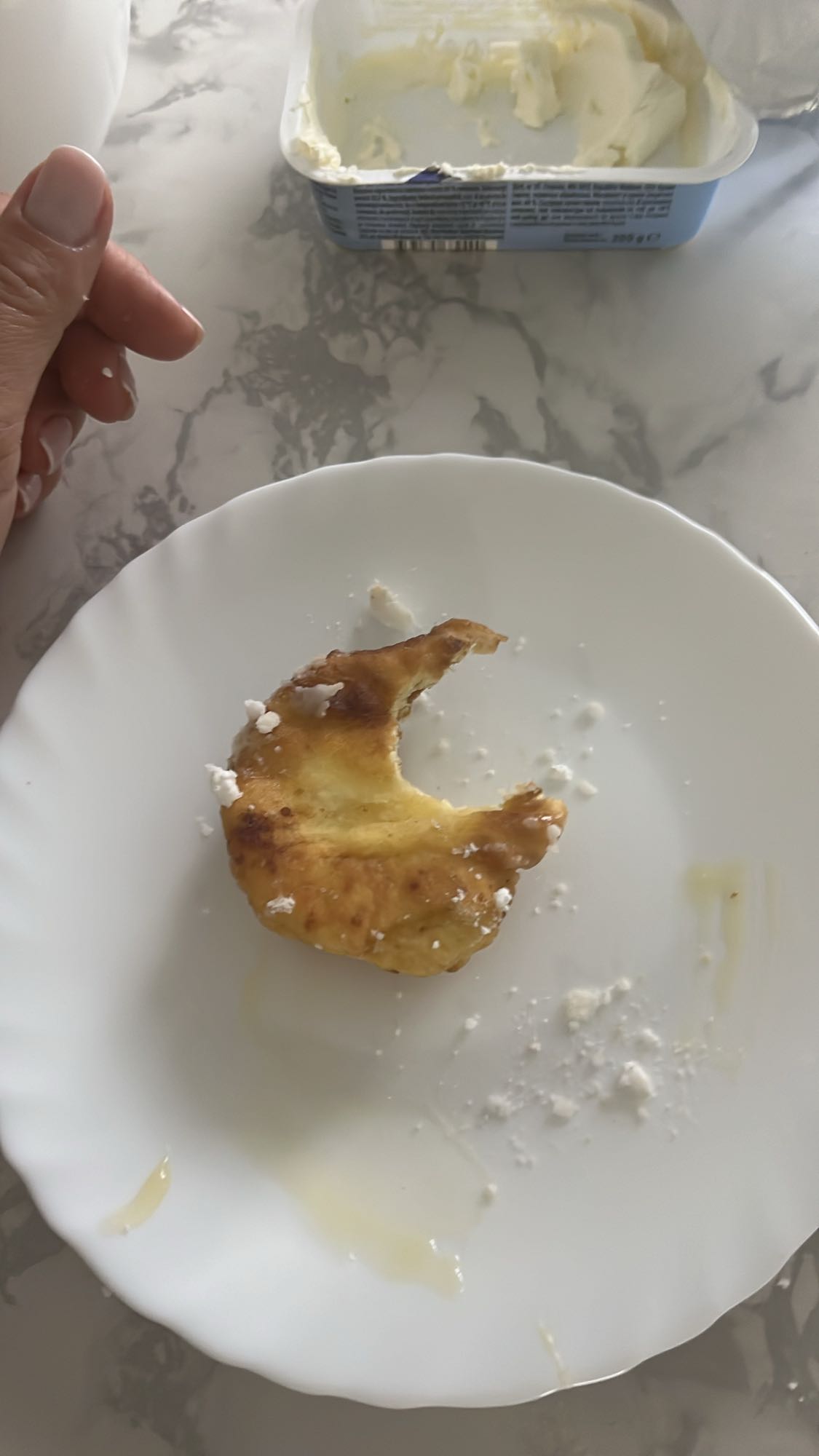 Gogoasă cu brânză și miere