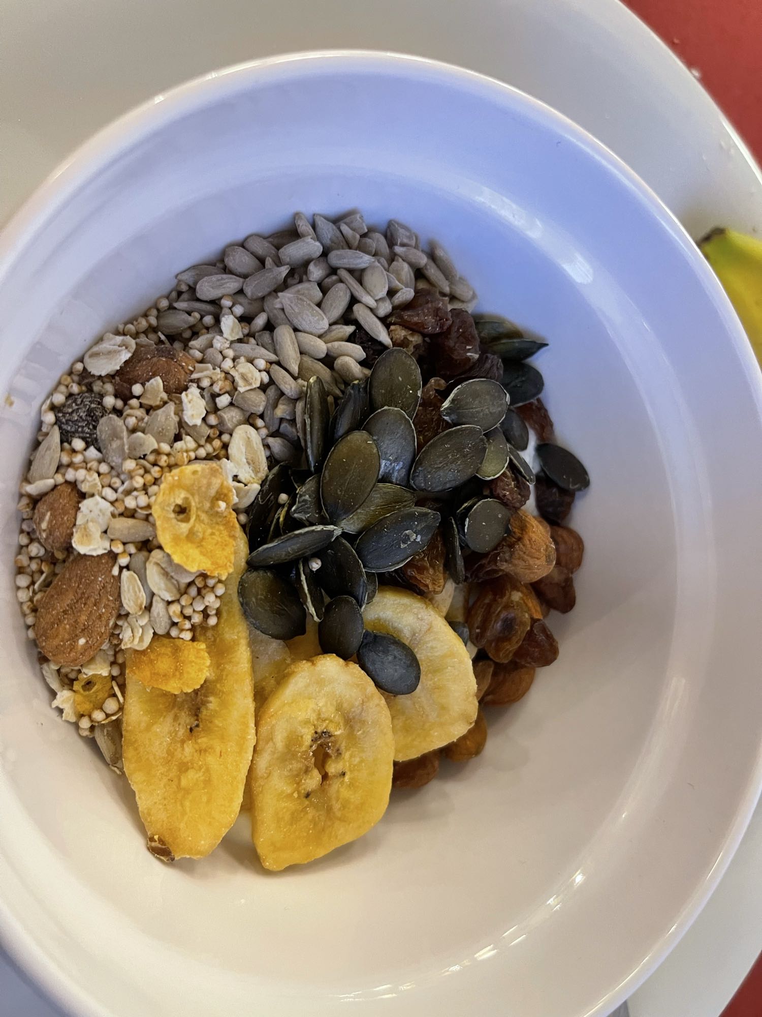 Muesli mit Trockenfrüchten