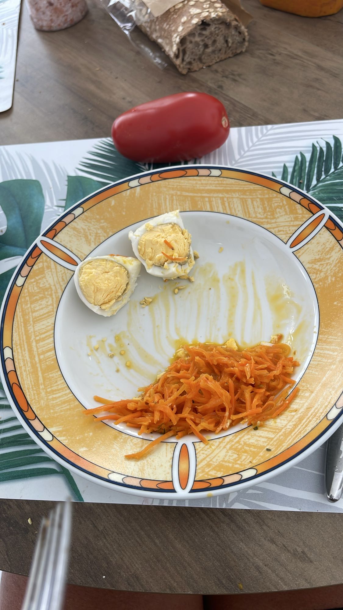 œufs et carottes râpées