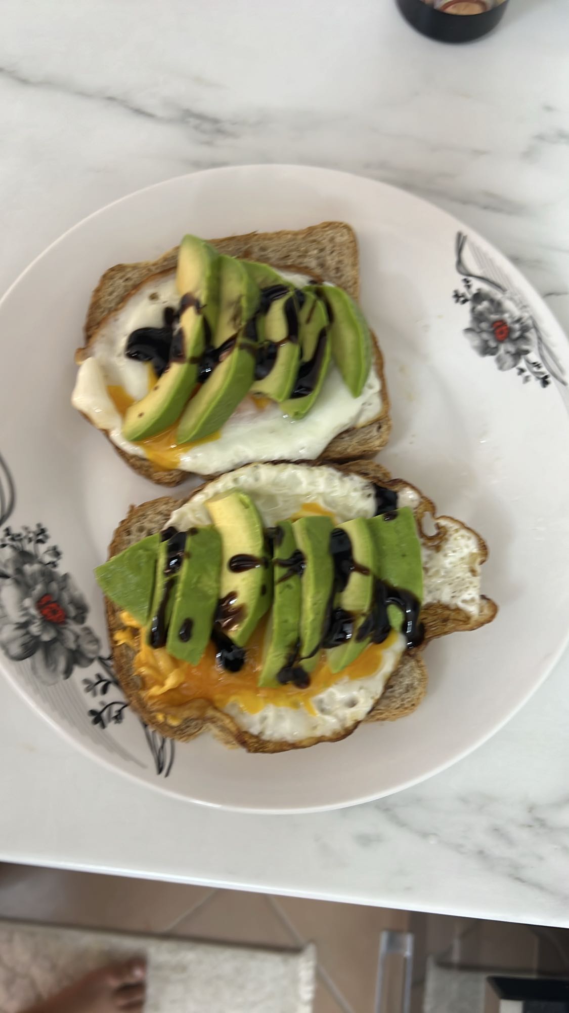 Avocado Egg Toast