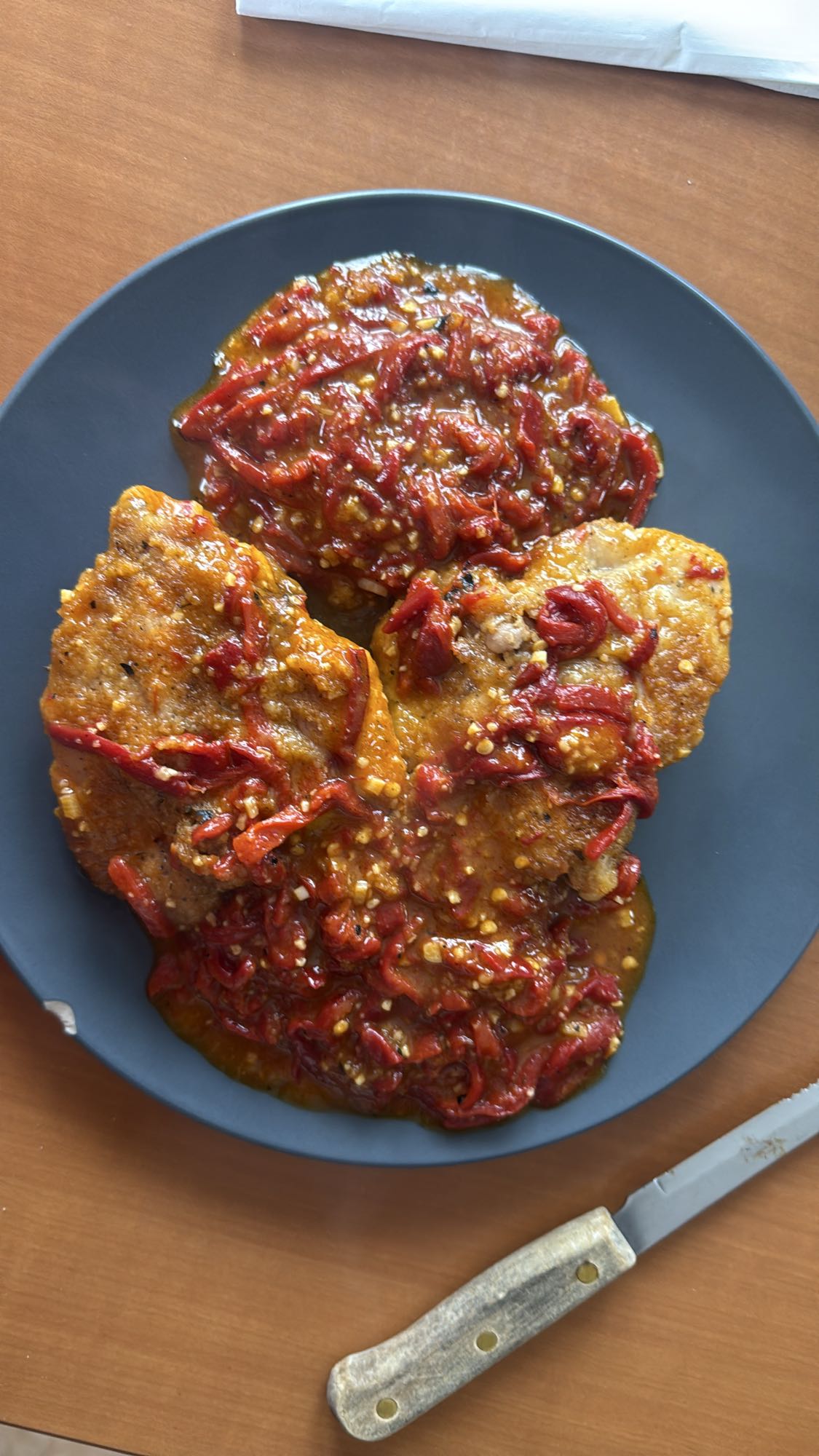 Contramuslos con pimientos