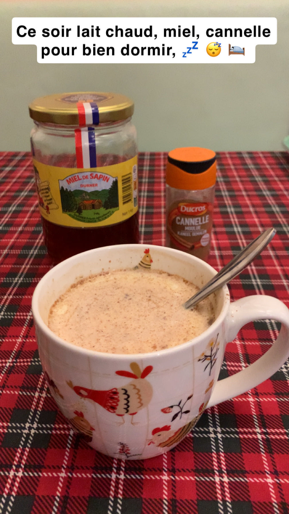 Lait chaud miel cannelle