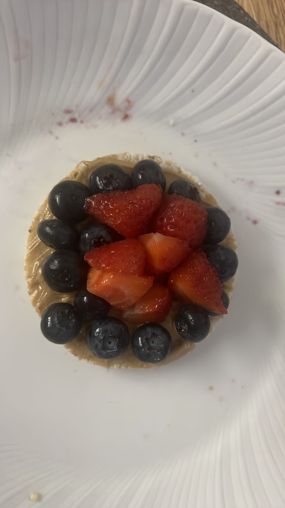 Fruta con crema de cacahuate