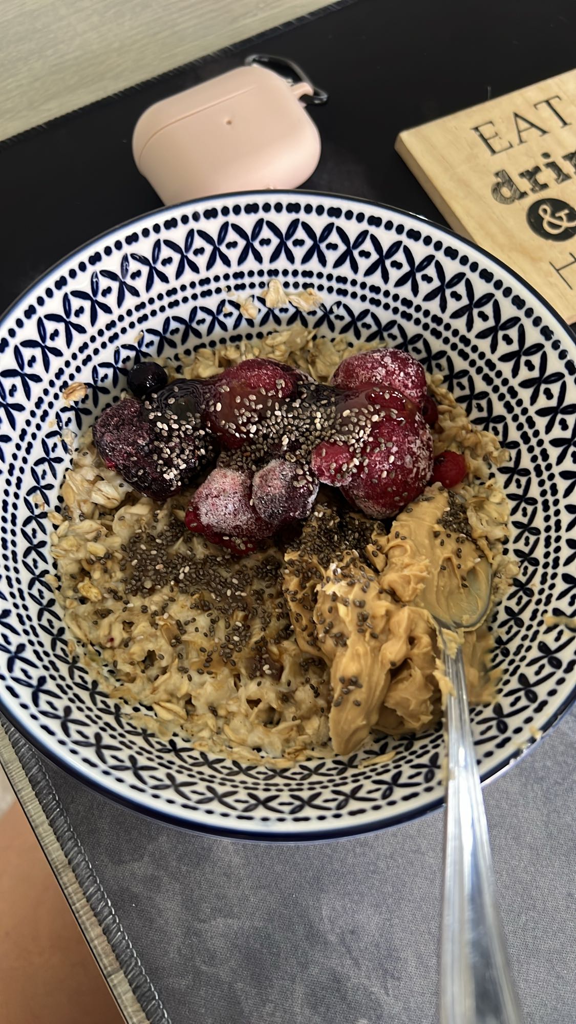 Berry Peanut Butter Oatmeal