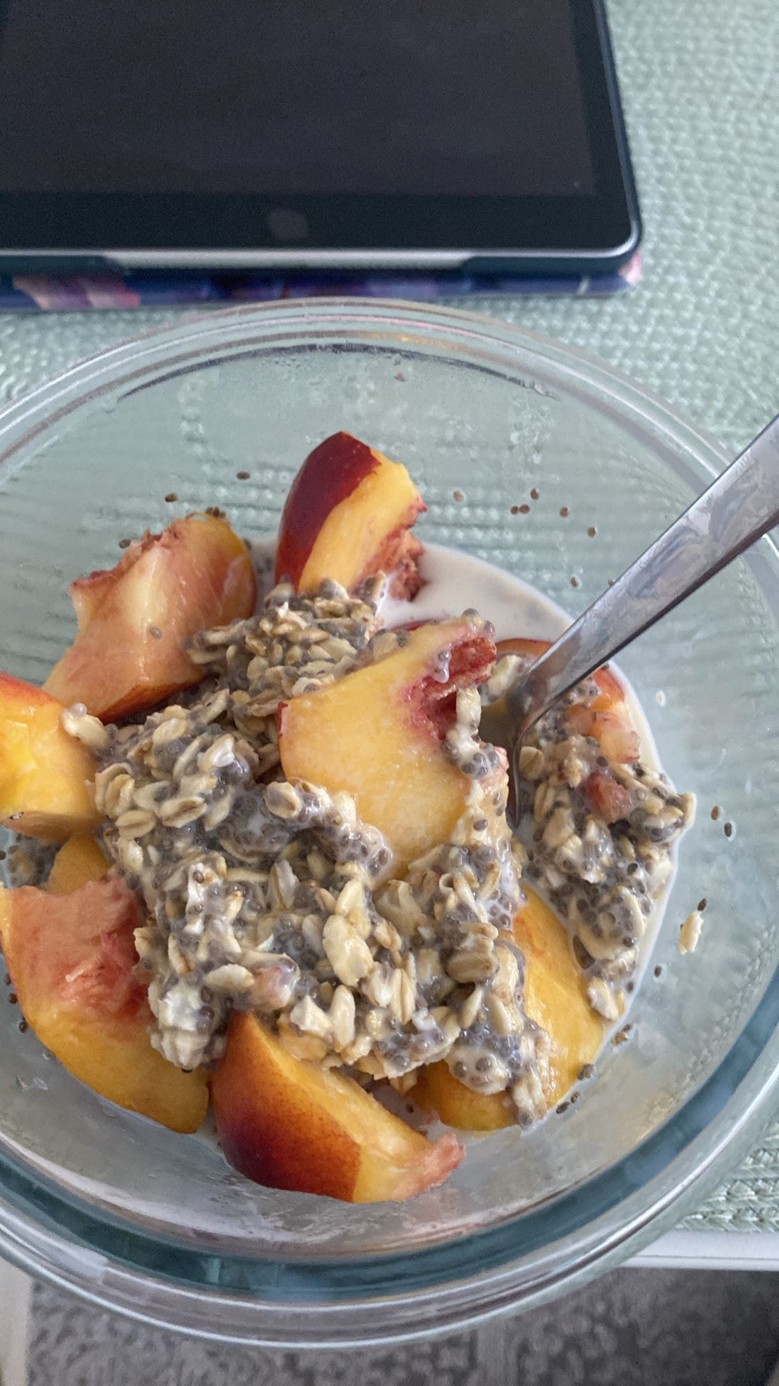 Owsianka z brzoskwinią