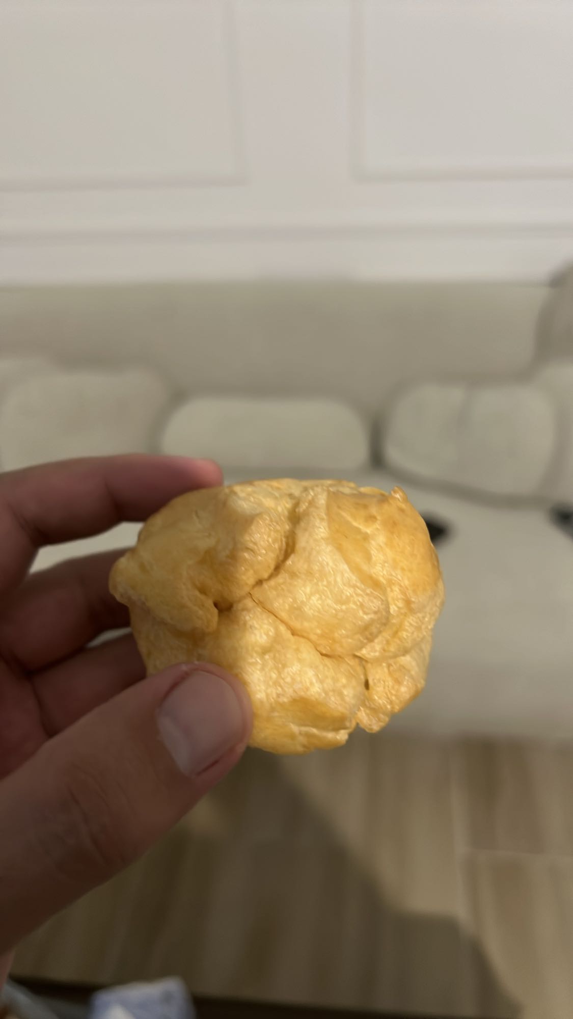 պանրով փքաբլիթ