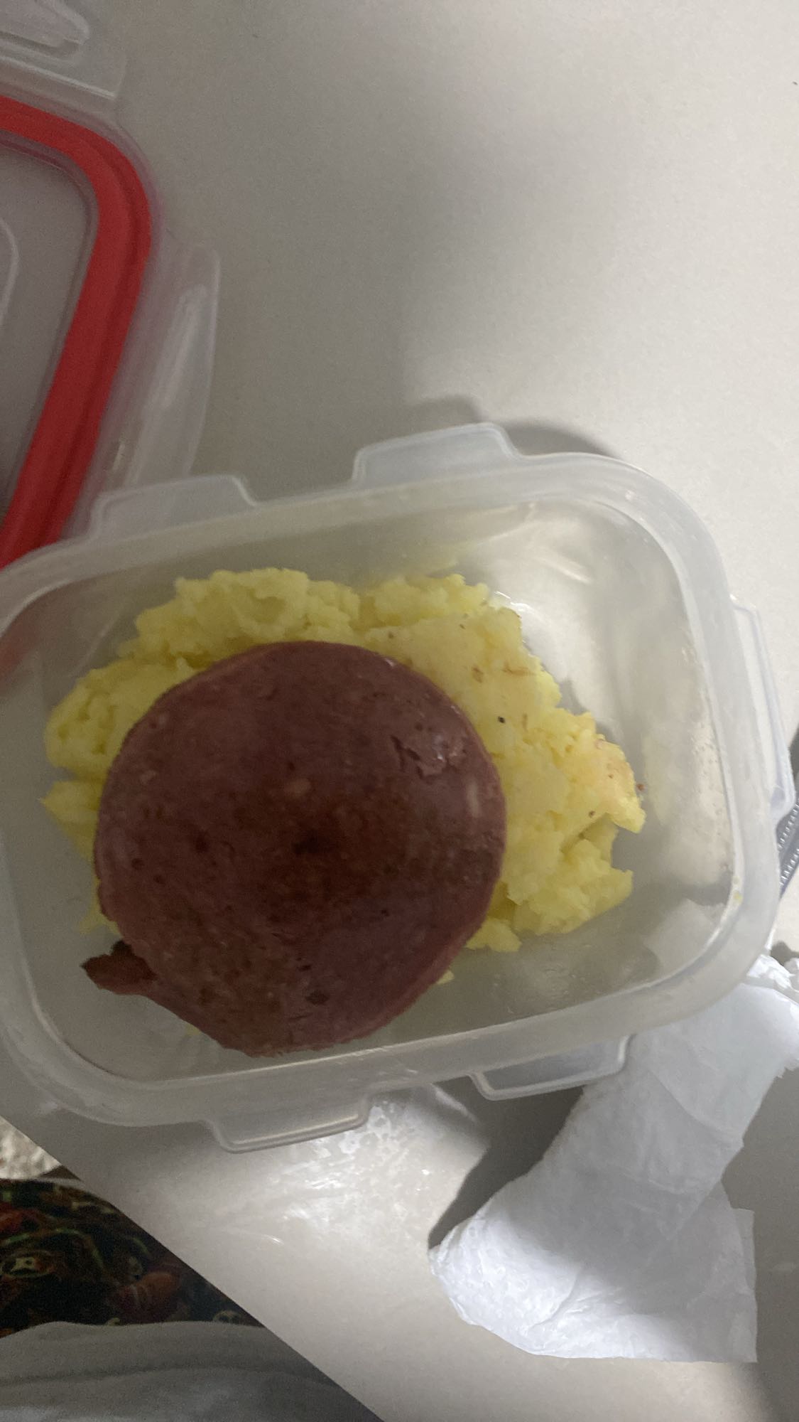 salchicha con puré