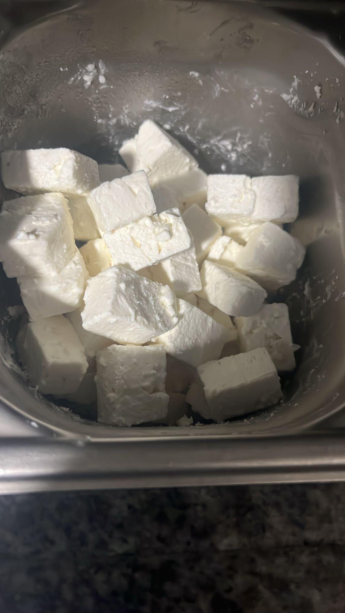 Cubes de fromage feta